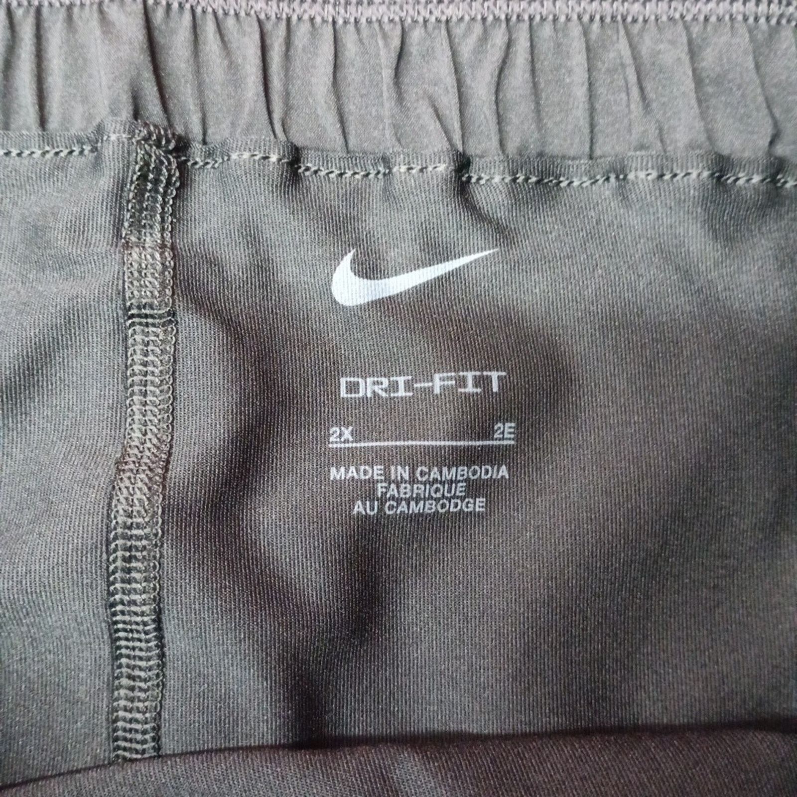 Nike Nike One Skort Women's Plus Size 3X Black Dri-Fit High-Rise Size 42" / US 20 - 5 Thumbnail