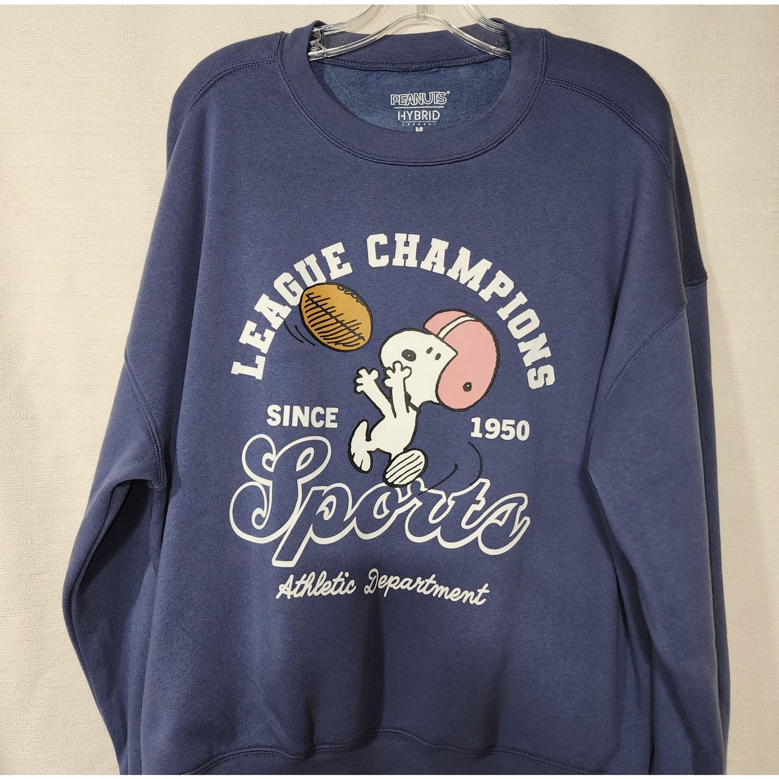 Peanuts Snoopy ''League champion'' Sweatshirt' women's medium Size M / US 6-8 / IT 42-44 - 2 Thumbnail