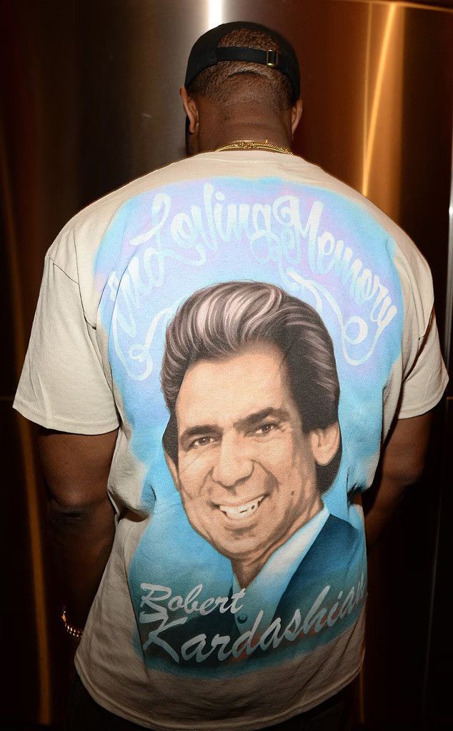 Yeezy “In Loving Memory” Donda West & Robert Kardashian Tee Size US XL / EU 56 / 4 - 9 Thumbnail