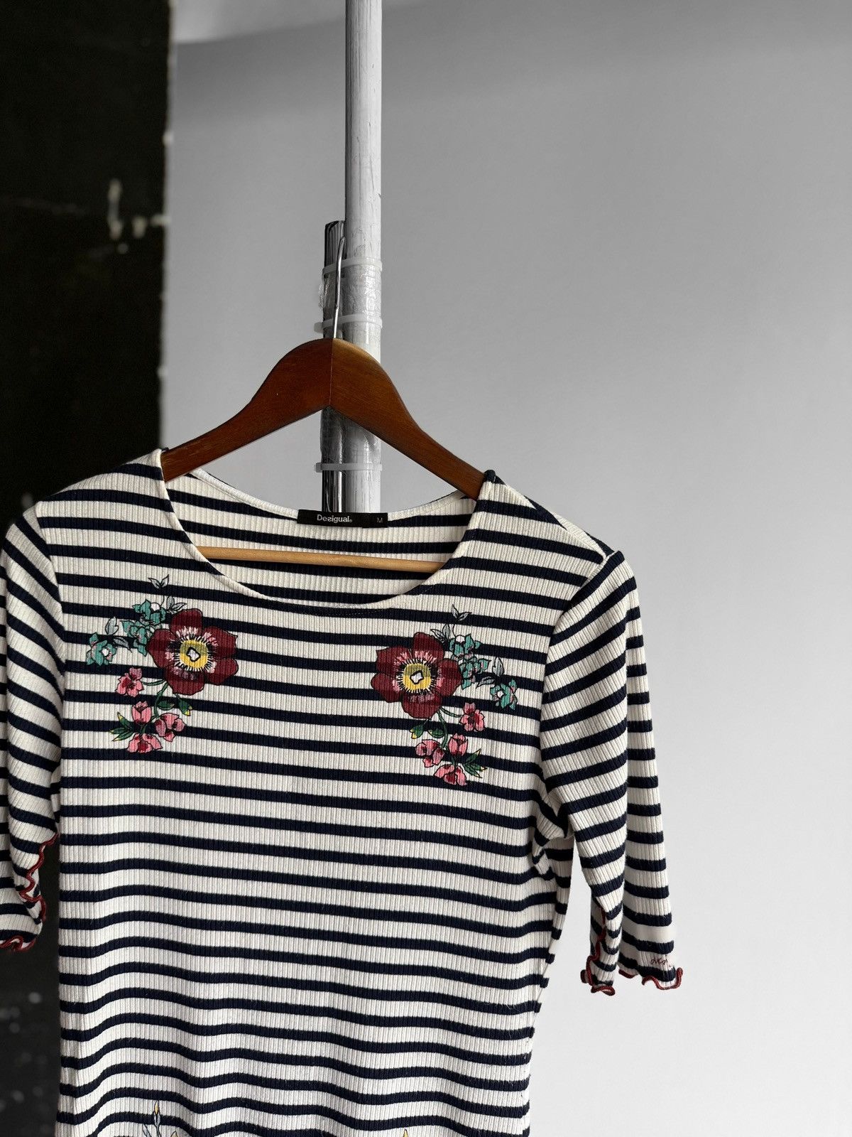 Designer × Desigual Desigual Womens Striped Blouse Top Shirt Floral Print Size M / US 6-8 / IT 42-44 - 4 Thumbnail