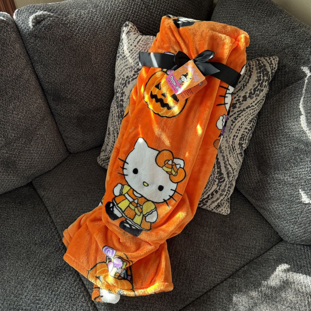 Other Hello Kitty Halloween Orange Candy Corn Throw Blanket Size ONE SIZE - 1 Thumbnail