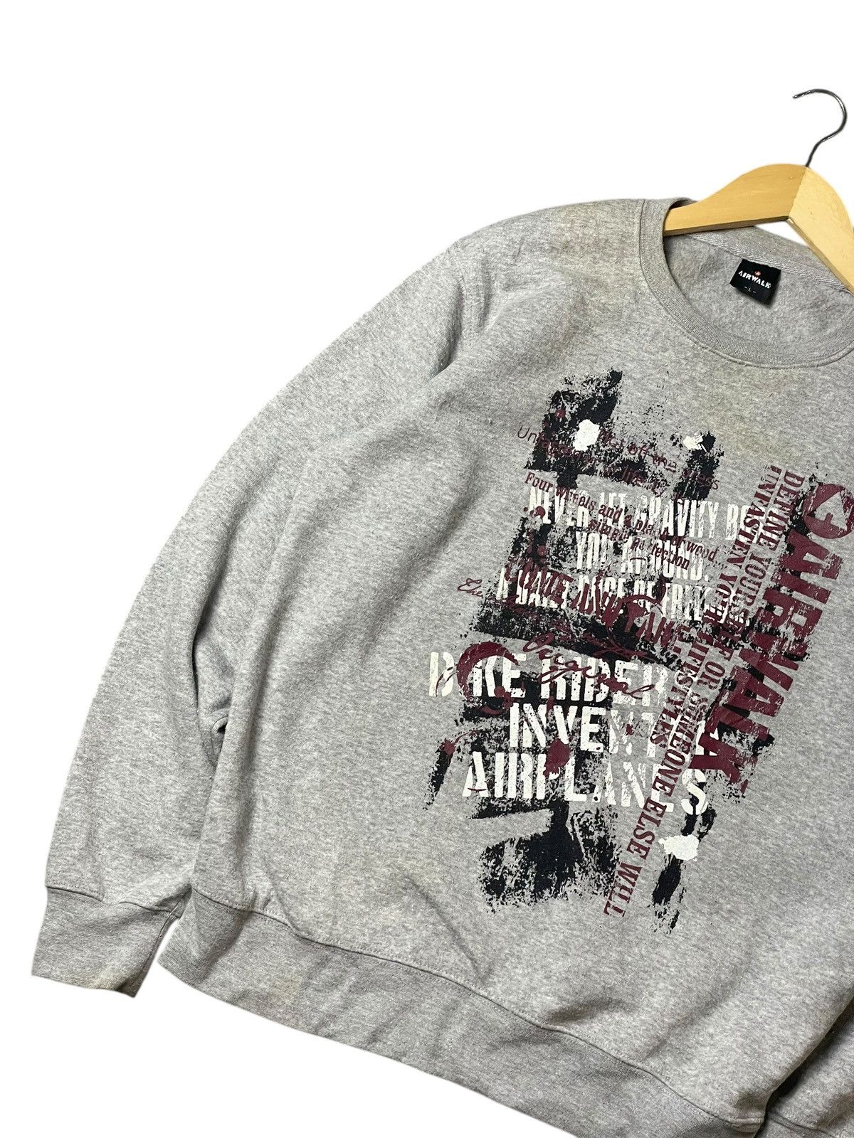 Airwalk × Japanese Brand × Vintage Vintage AIRWALK Graphic Crewneck Sweatshirt (98) Size US L / EU 52-54 / 3 - 4 Thumbnail