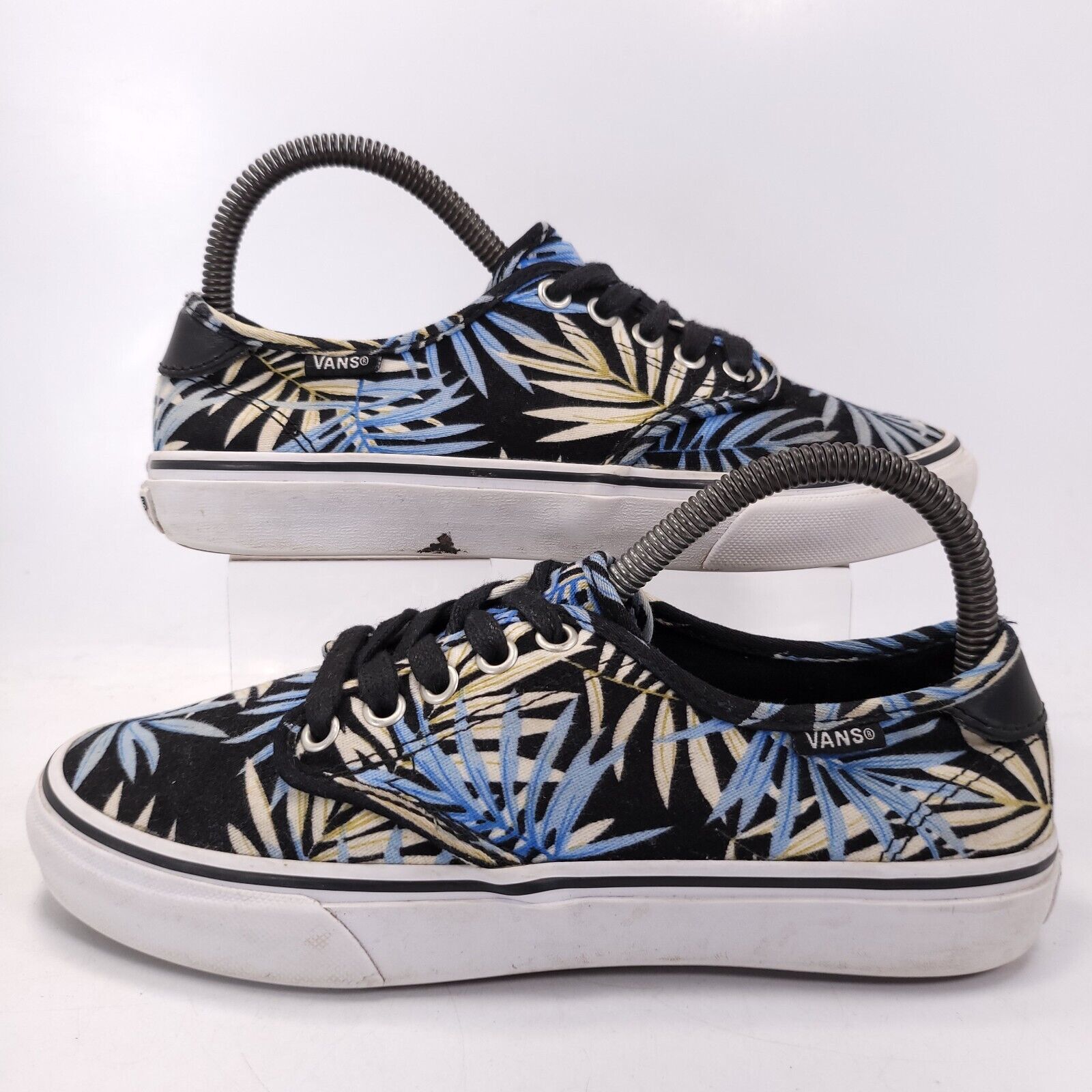 Vans Vans Off the Wall Lace Up Shoe Womens Size 7 721356 Black Size US 7 / IT 37 - 5 Thumbnail