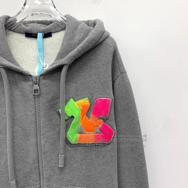 Louis Vuitton Louis Vuitton 22 Grey 3D graffiti logo printed cotton hood Size US M / EU 48-50 / 2 - 3 Thumbnail