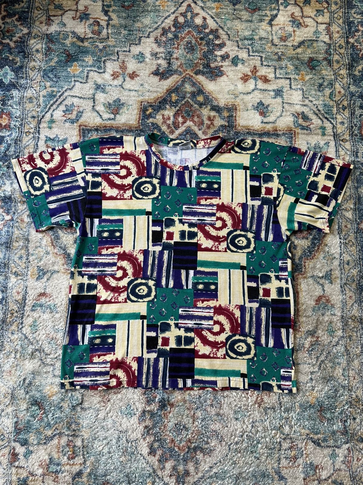 Vintage Vintage Abstract All Over Print T-shirt Size XL Size US XL / EU 56 / 4 - 1 Thumbnail