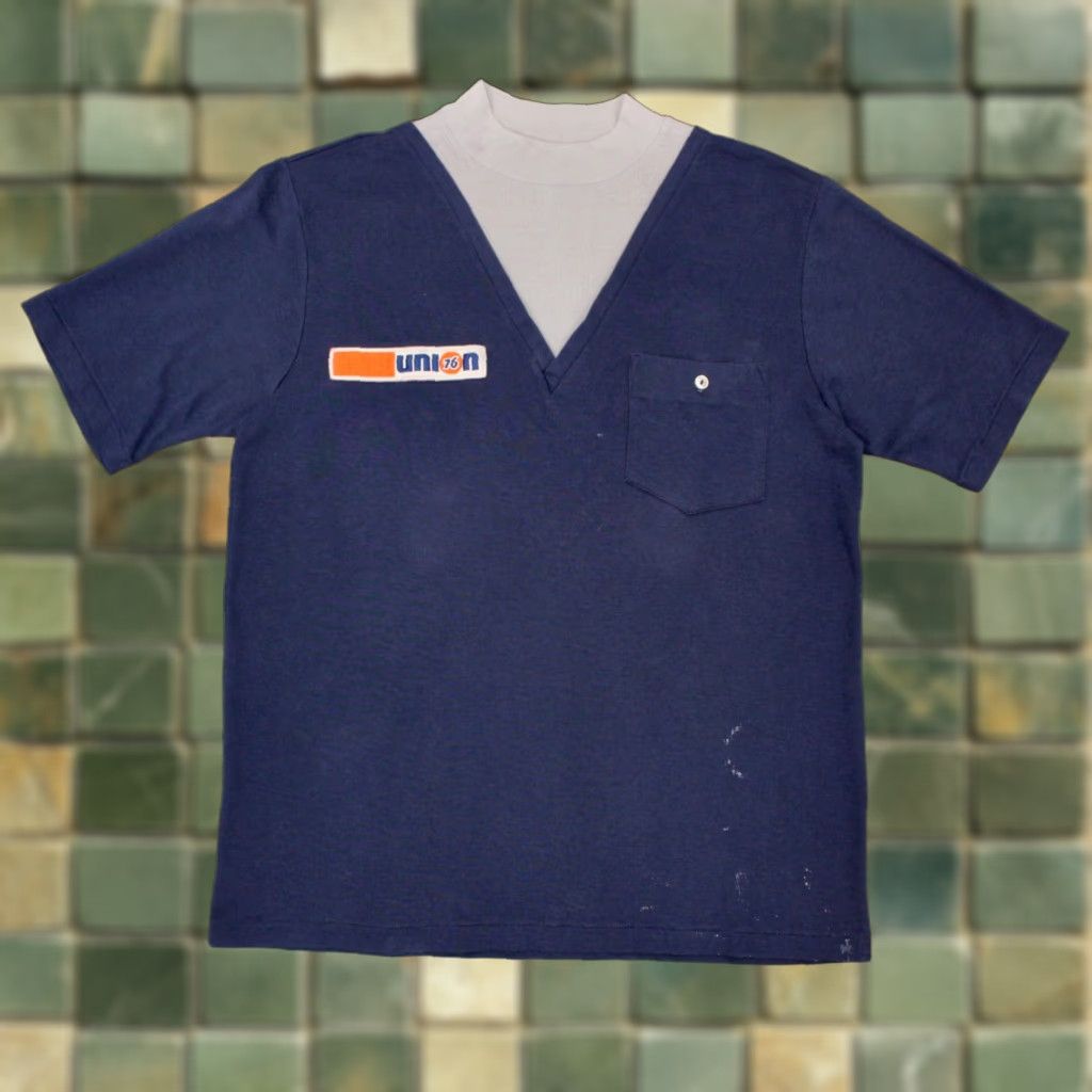 Vintage VINTAGE Men's VTG 60s Blue Union 76 Uniform Shirt Sz M 1960s Kurt Cobain Tshirt Shirt M Blue 60s Mens Size US M / EU 48-50 / 2 - 1 Thumbnail
