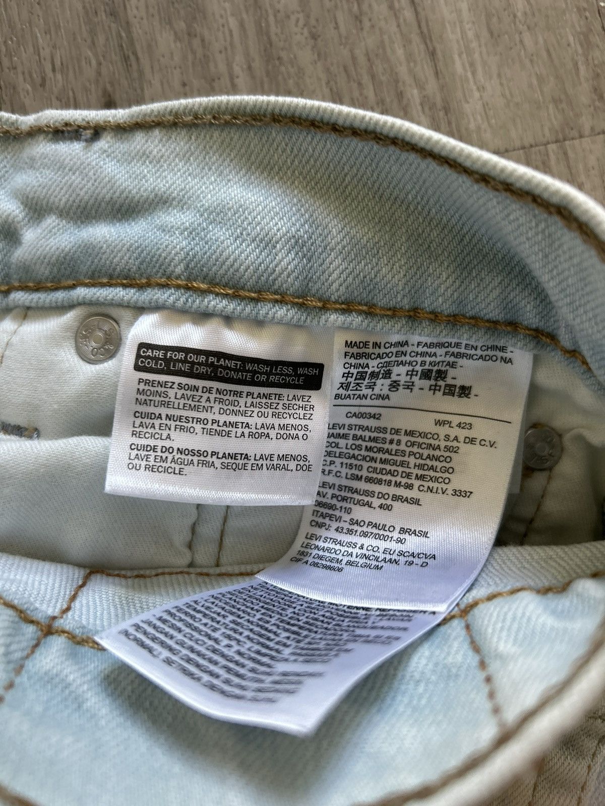 Levi's Light wash cropped denim Size US 28 / EU 44 - 4 Thumbnail