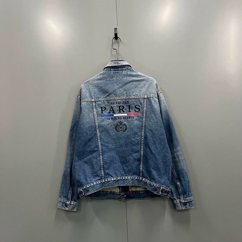 Balenciaga Balenciaga Embroidered denim jacket with logo on back Size US S / EU 44-46 / 1 - 3 Thumbnail