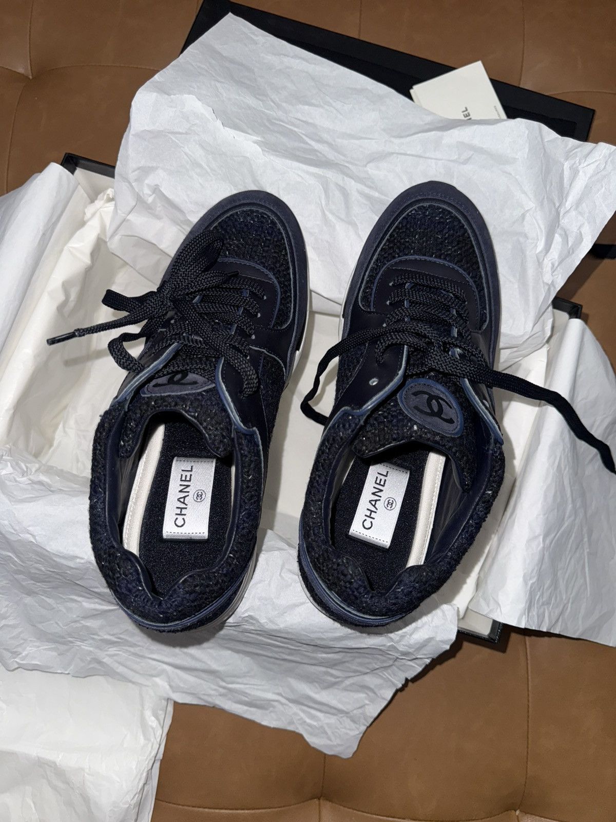 Chanel Chanel suede cc sneakers Size US 8 / EU 41 - 6 Thumbnail