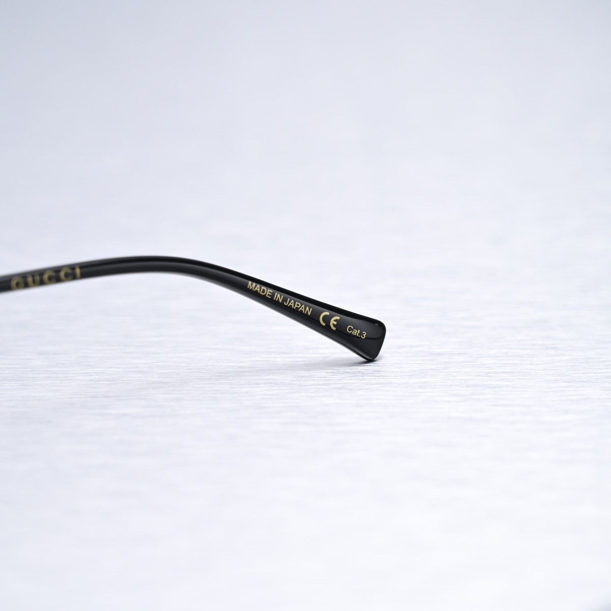 Gucci GUCCI GG1853S 001 SUNGLASSES Size ONE SIZE - 4 Thumbnail