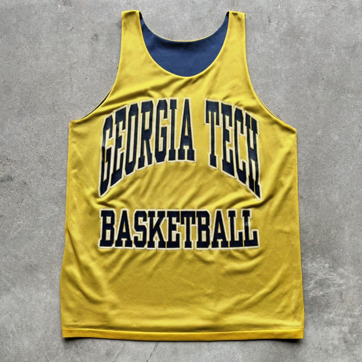 Vintage vintage 90s GEORGIA TECH College Basketball spellout jersey Size US L / EU 52-54 / 3 - 13 Thumbnail