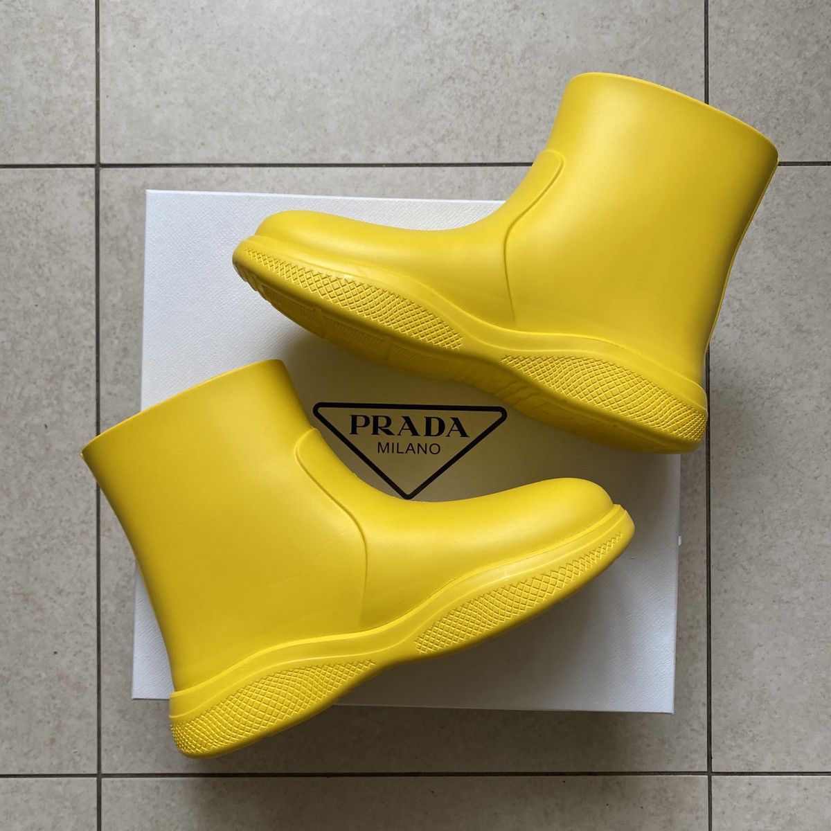 Prada Prada Triangle Logo Rubber Rain Boots Size US 7 / IT 37 - 2 Thumbnail