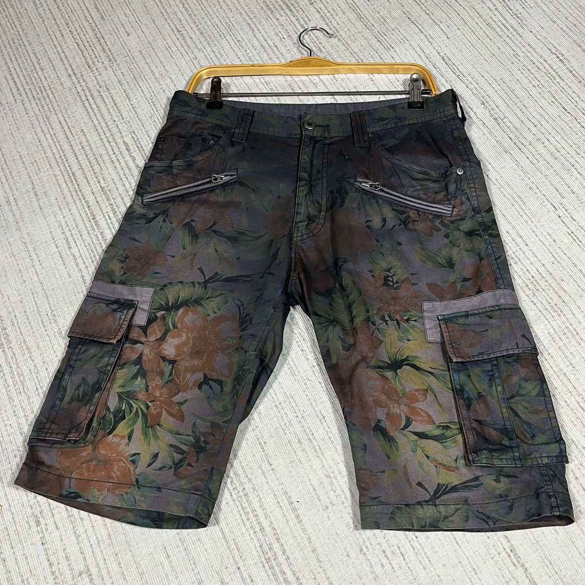 Japanese Brand JapaneseBrand Lyric cargo Short pant Size US 33 - 3 Thumbnail