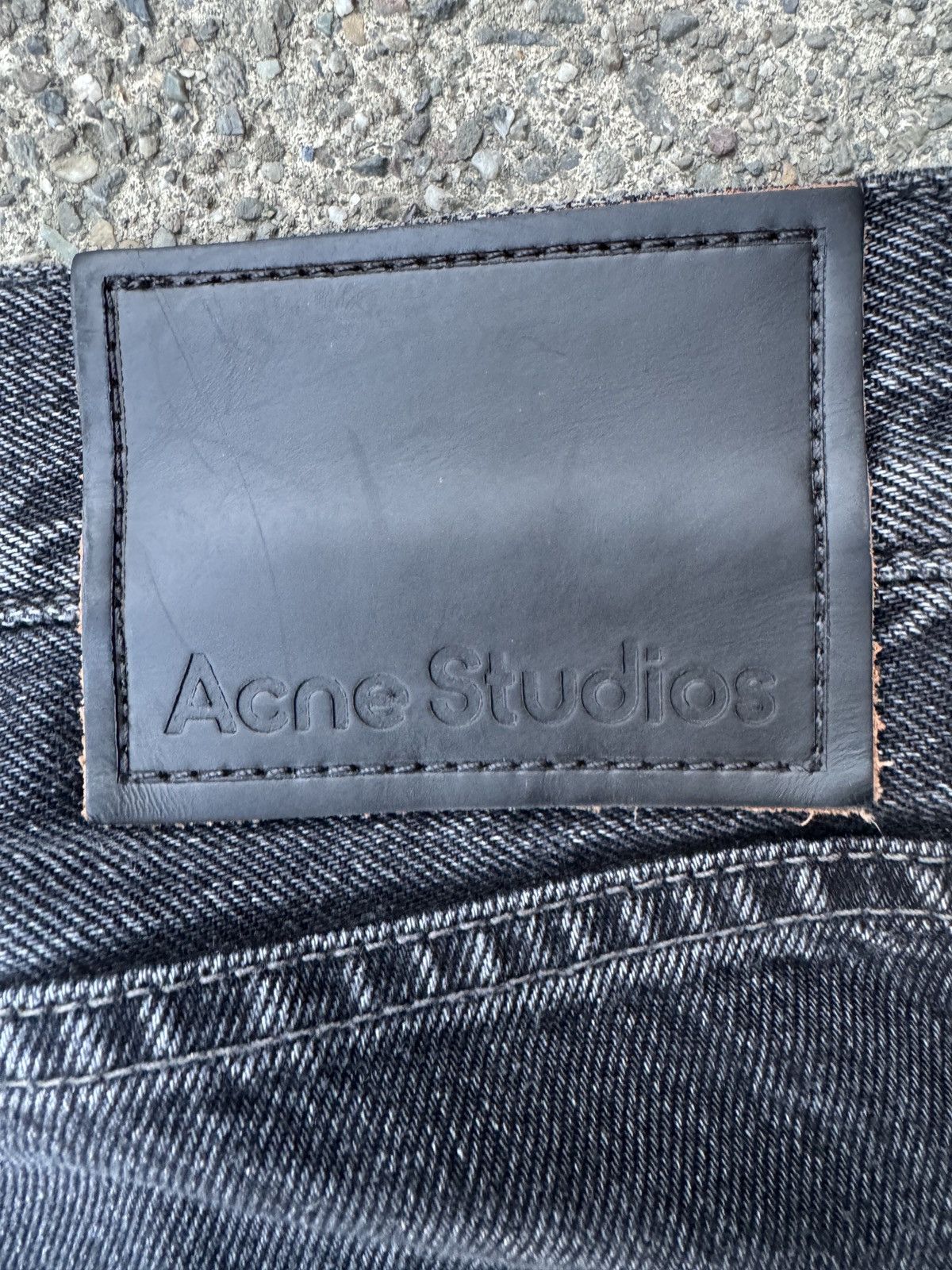 Acne Studios 1981M Vintage Black Loose Fit Jeans
