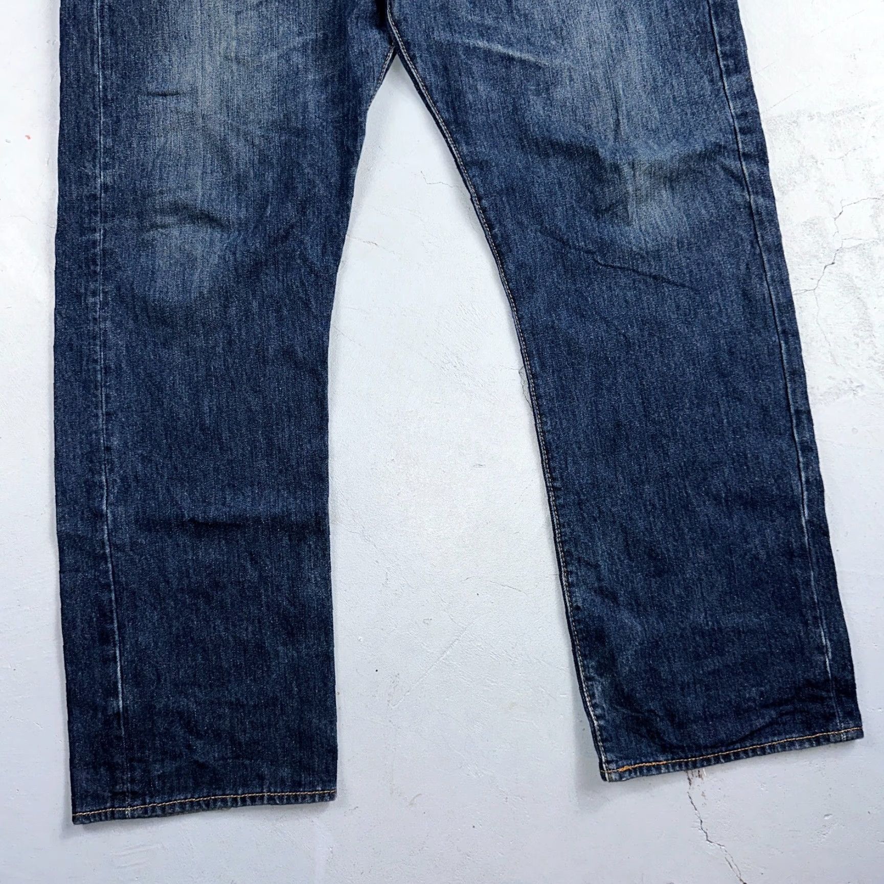 Levi's VINTAGE Levi's 501 Jeans Blue 40x32 Straight Leg Men Regular Denim 90s VTG Act 40x31 Size US 40 / EU 56 - 3 Thumbnail