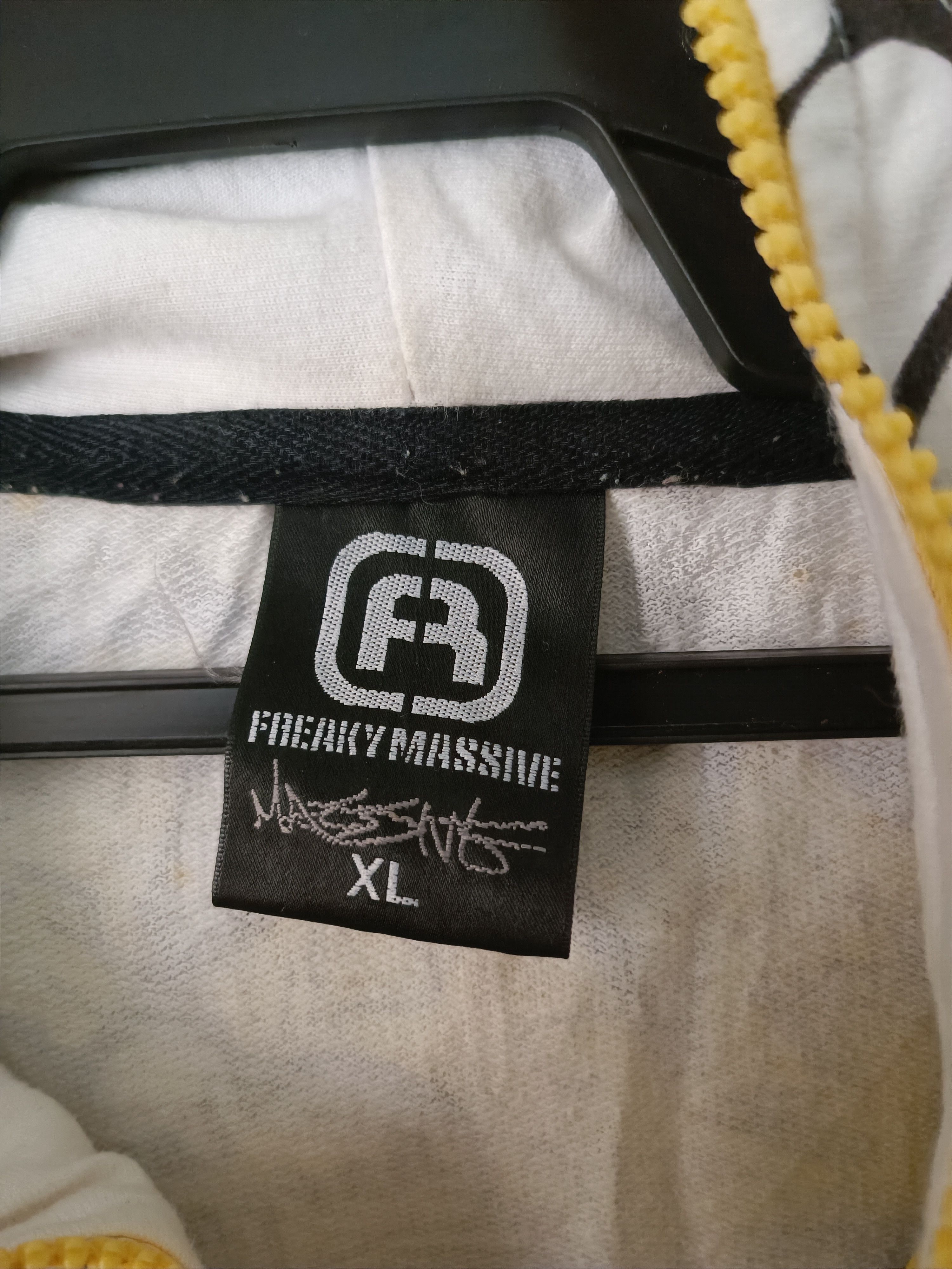 Massive ♦️Freaky Massive Hoodie Full Zipper Size US XL / EU 56 / 4 - 9 Thumbnail