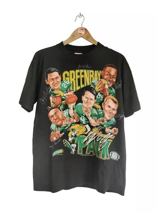 image of Nfl x Vintage Green Bay Packers "wolf Pack" 90's T-Shirt in Black, Men's (Size Large)