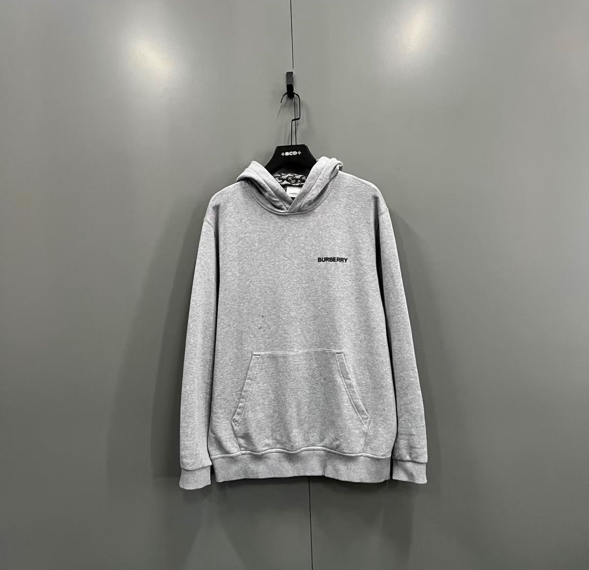 Burberry Burberry Grey Mini Logo Print Hoodie J41 Size US L / EU 52-54 / 3 - 1 Thumbnail
