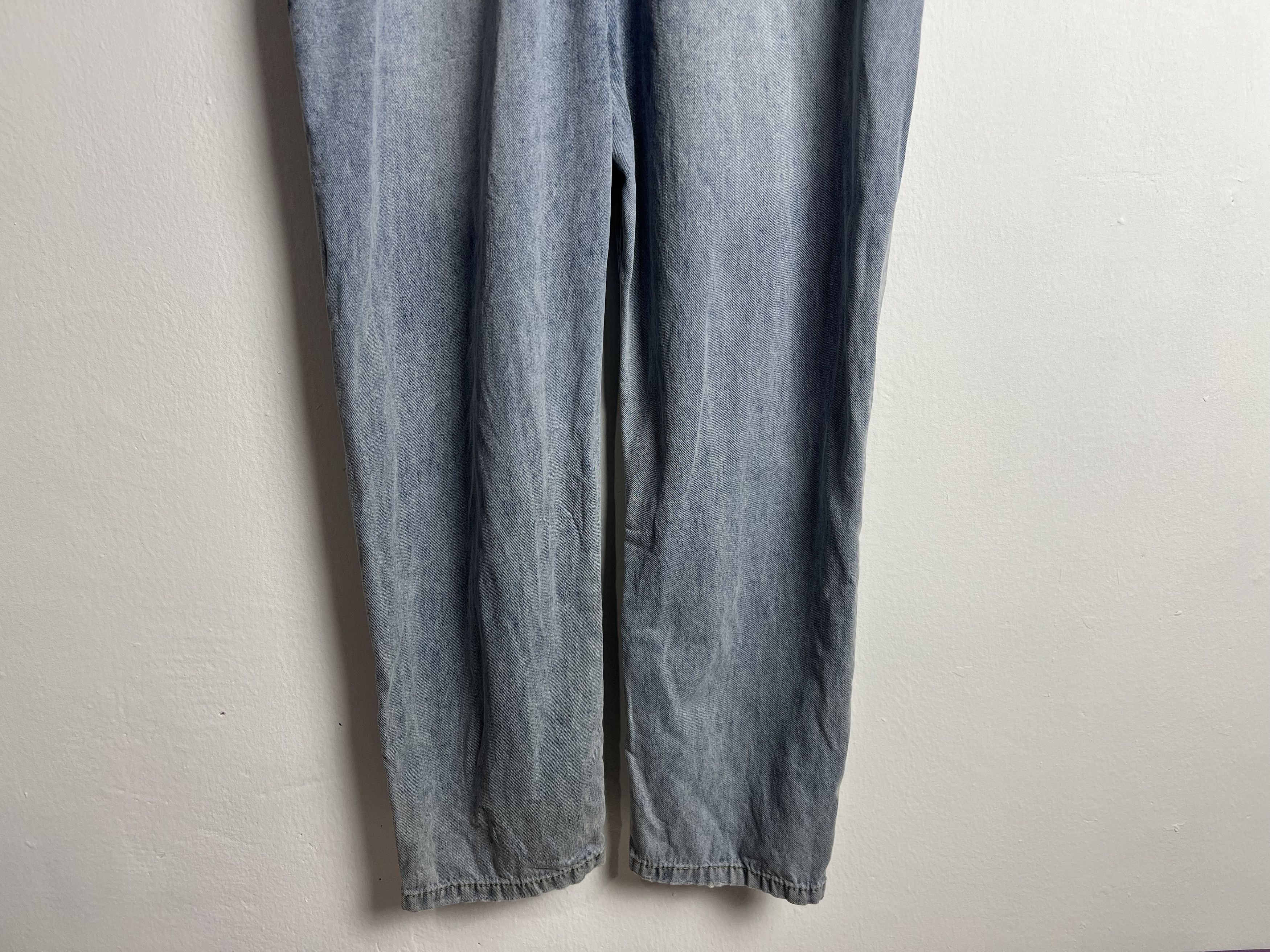 If Six Was Nine 5u Shops Light Wash Distressed Denim Overalls Size US 35 - 10 Thumbnail