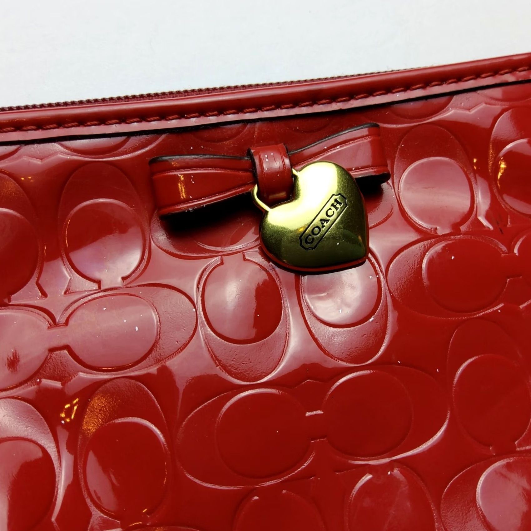 Coach Coach Signature Patent Leather Heart Wristlet Pouch Wallet Clutch Size ONE SIZE - 4 Thumbnail