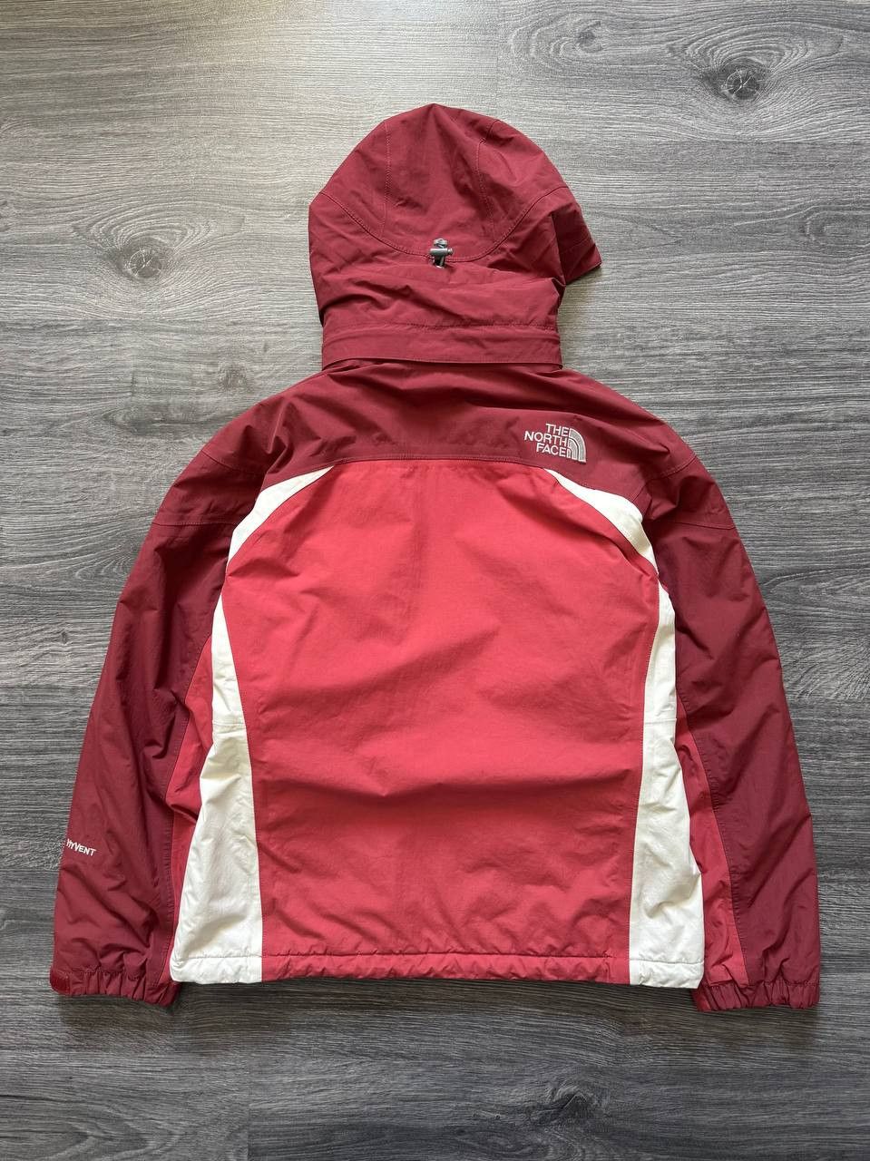The North Face The North Face HyVent Hooded Rain Jacket Hiking Outdoors Size S / US 4 / IT 40 - 2 Thumbnail