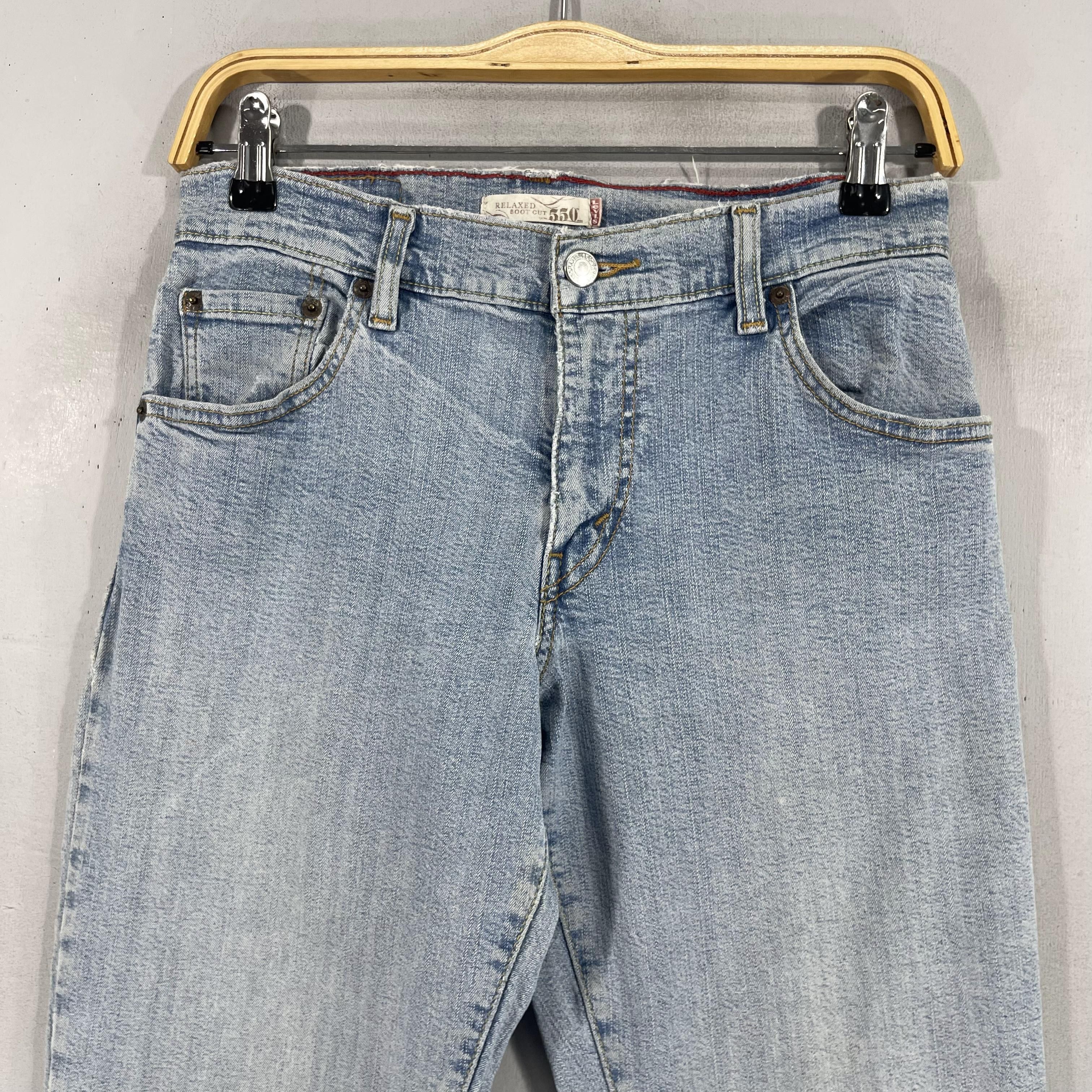 Size 28 Vintage Distressed Levis 550 Relaxed Bootcut Jeans