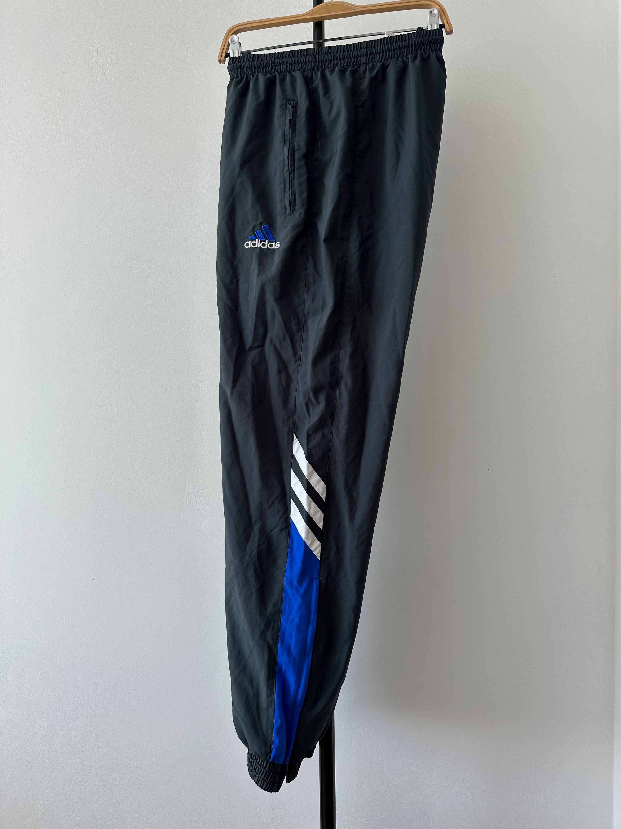 Adidas 00's Adidas Vintage polyester track pants joggers Size US 34 / EU 50 - 1 Thumbnail