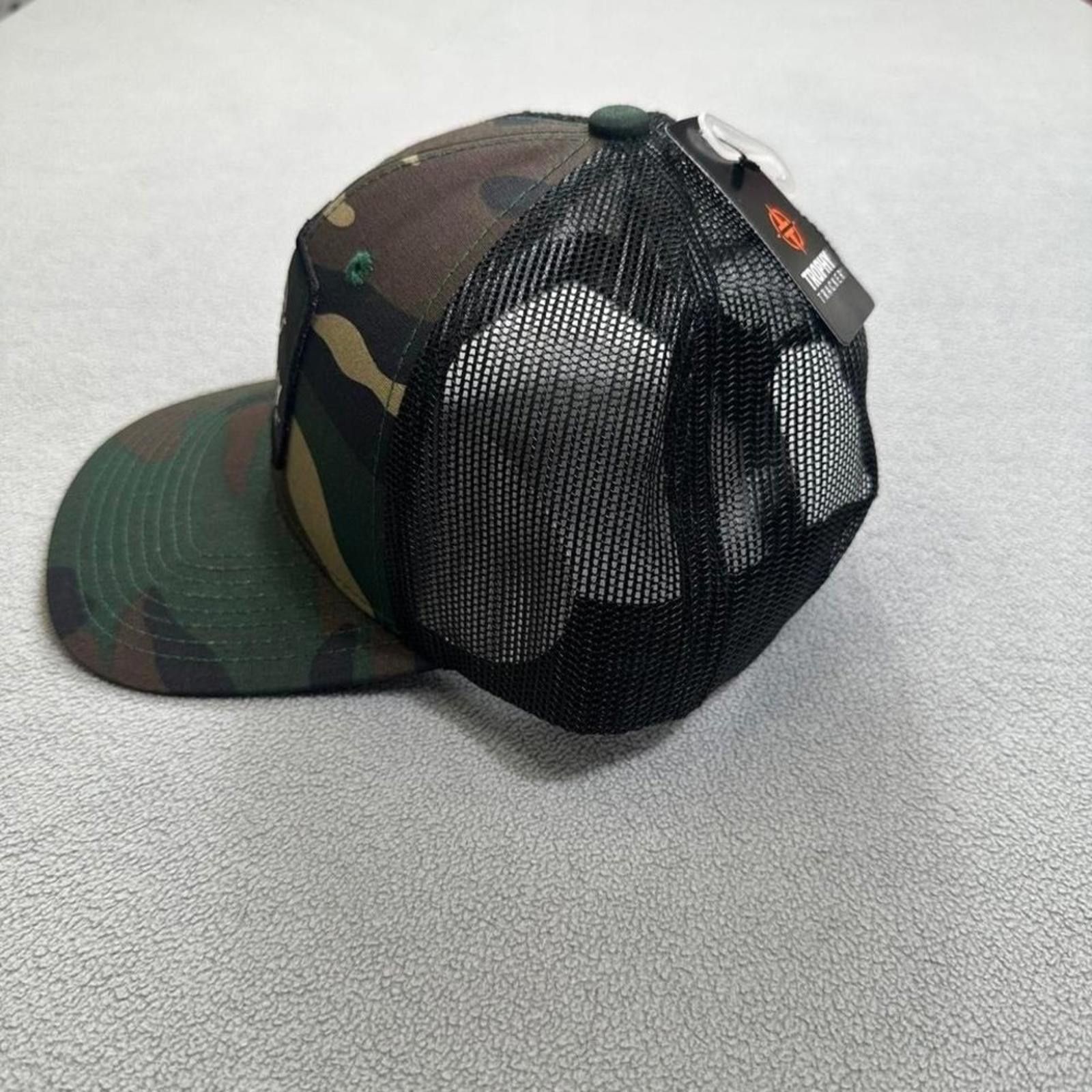 Other NWT Trophy Tracker Camouflage Hat Cap Snap Back Camo Mesh Size ONE SIZE - 2 Thumbnail