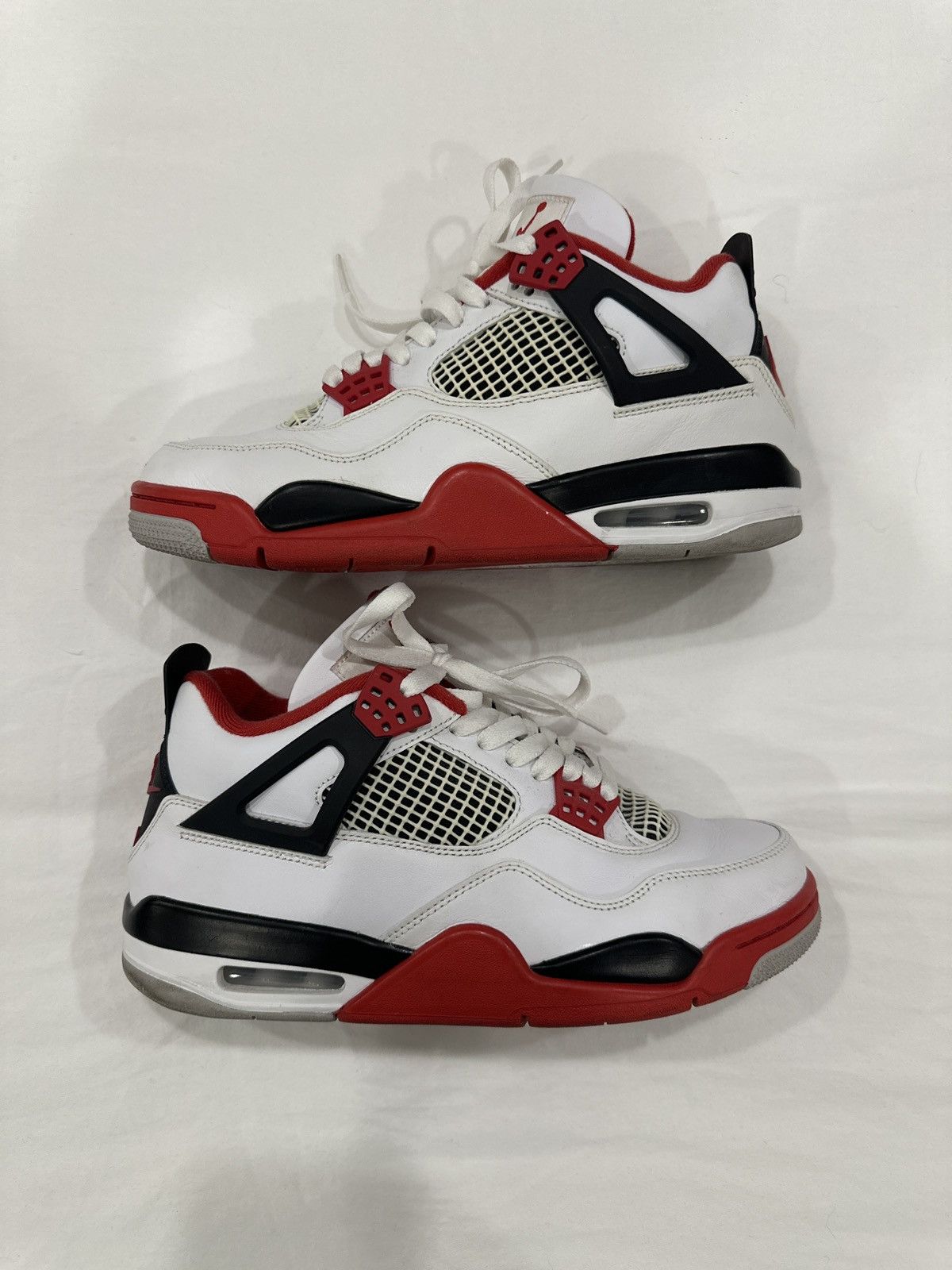 Jordan Brand Air Jordan 4 Retro OG ‘Fire Red’ Size US 8 / EU 41 - 2 Thumbnail
