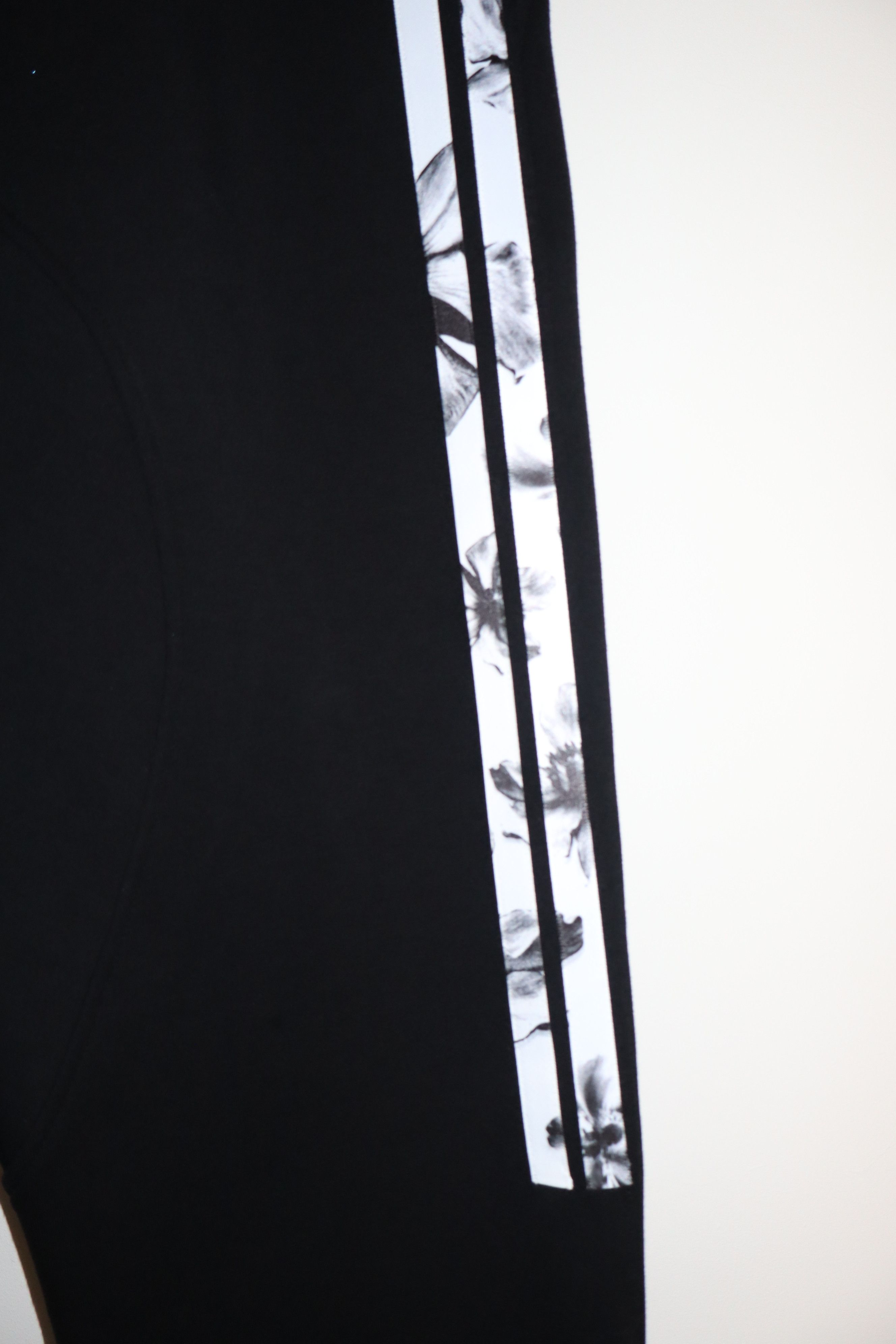 Neil Barrett Floral lateral band neoprene sweatpants Size US 38 / EU 54 - 7 Thumbnail