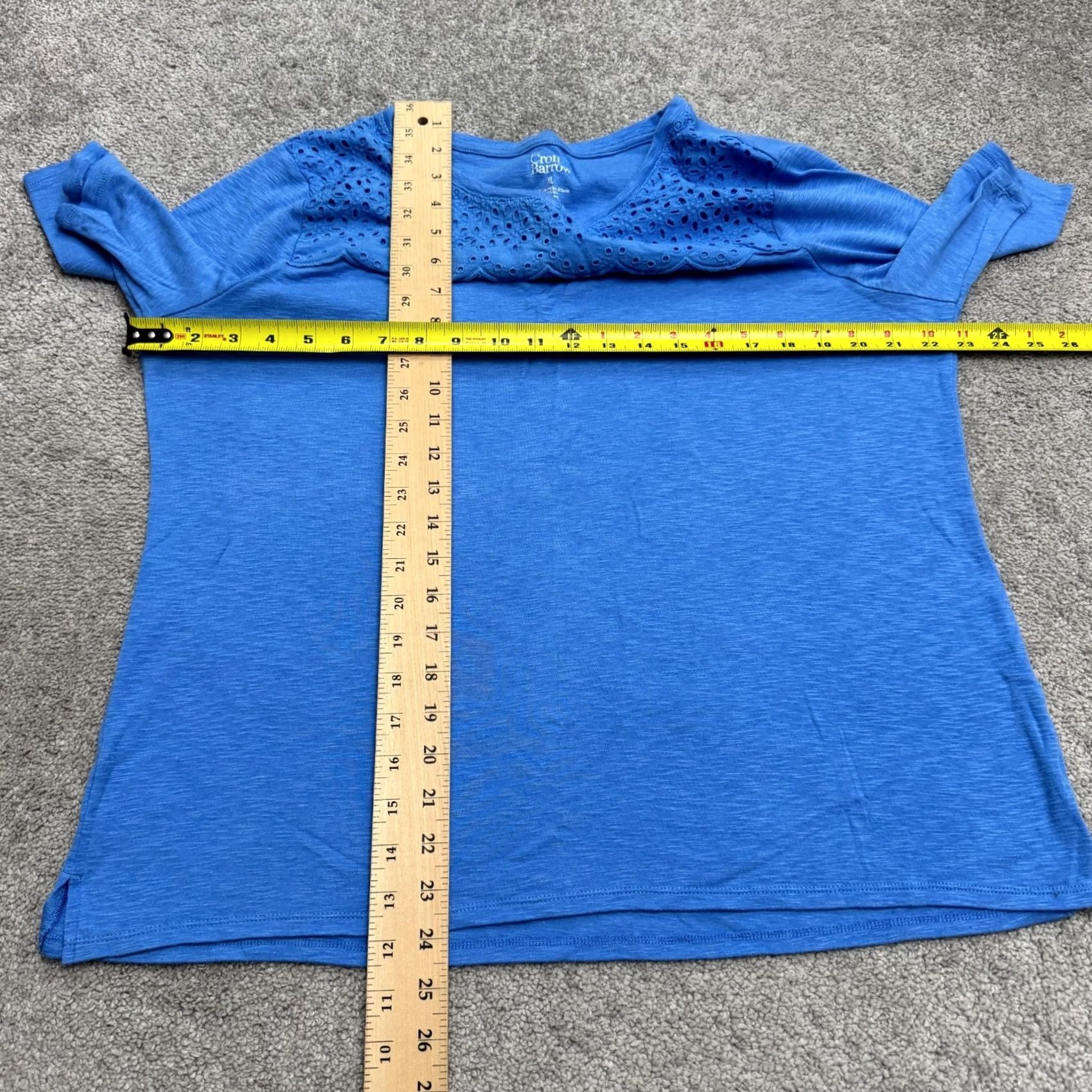 Croft & Barrow Croft & Barrow Blouse Eyelet Embroidered Lace Yoke Slub Knit Womens XL Blue Top Size XL / US 12-14 / IT 48-50 - 6 Thumbnail