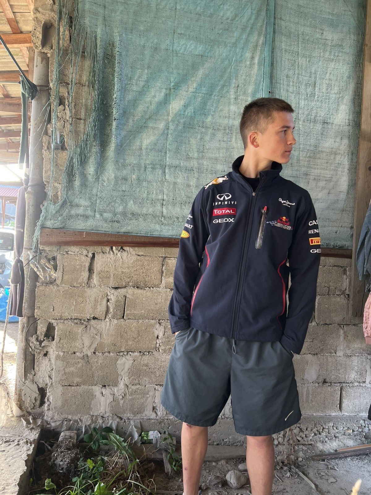 Red Bull 🖤RED BULL TEAM FORMULA 1 F1 ONE RACING JACKET SIZE L Size US L / EU 52-54 / 3 - 16 Thumbnail