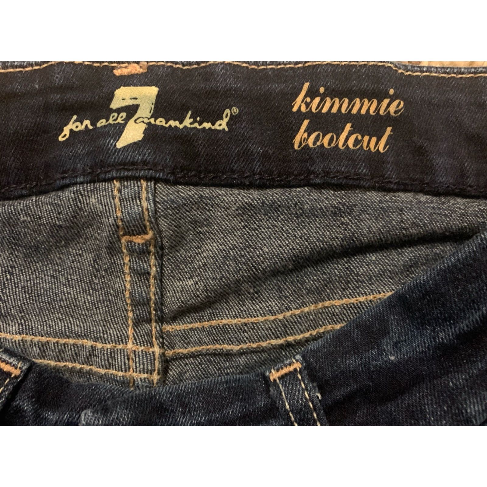 7 For All Mankind 7 For All Mankind Kimmie Jeans Bootcut Regular 28 Blue Denim USA 7 For All Mankind Model Secondary 5-Pocket Mens Womens Girls Boys Size 28" / US 6 / IT 42 - 6 Thumbnail