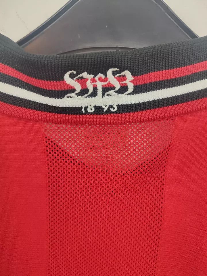 Adidas VfB Stuttgart 1996/97 away FOOTBALL Kit SHIRT JERSEY #3 Size US L / EU 52-54 / 3 - 18 Thumbnail