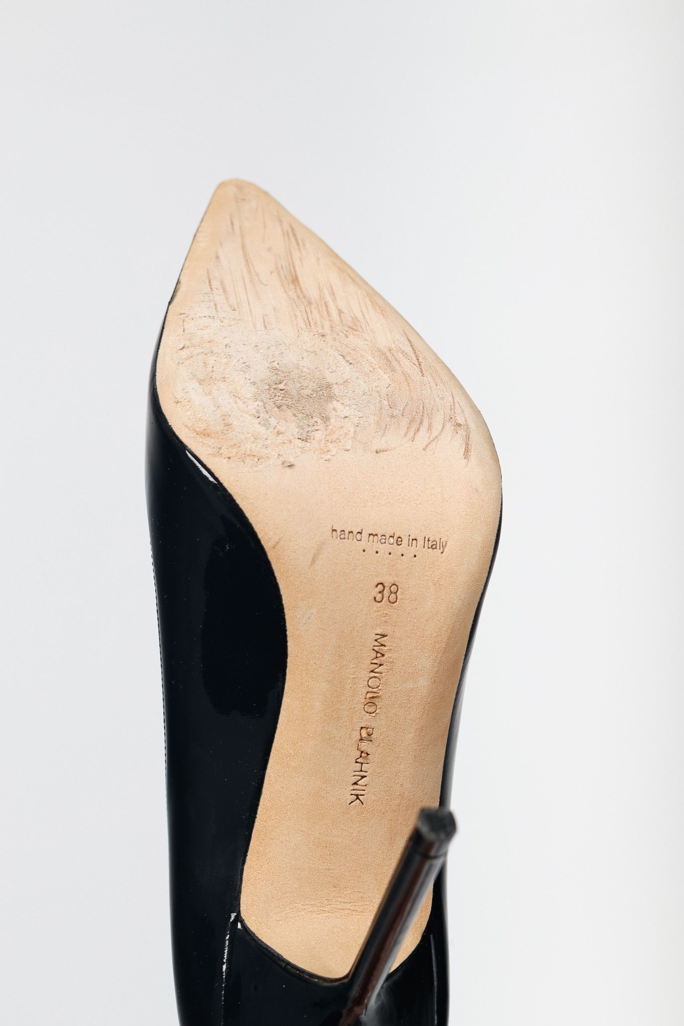 Manolo Blahnik Manolo Blahnik BB Patent Leather Pointed-Toe Pumps Size US 7.5 / IT 37.5 - 5 Thumbnail