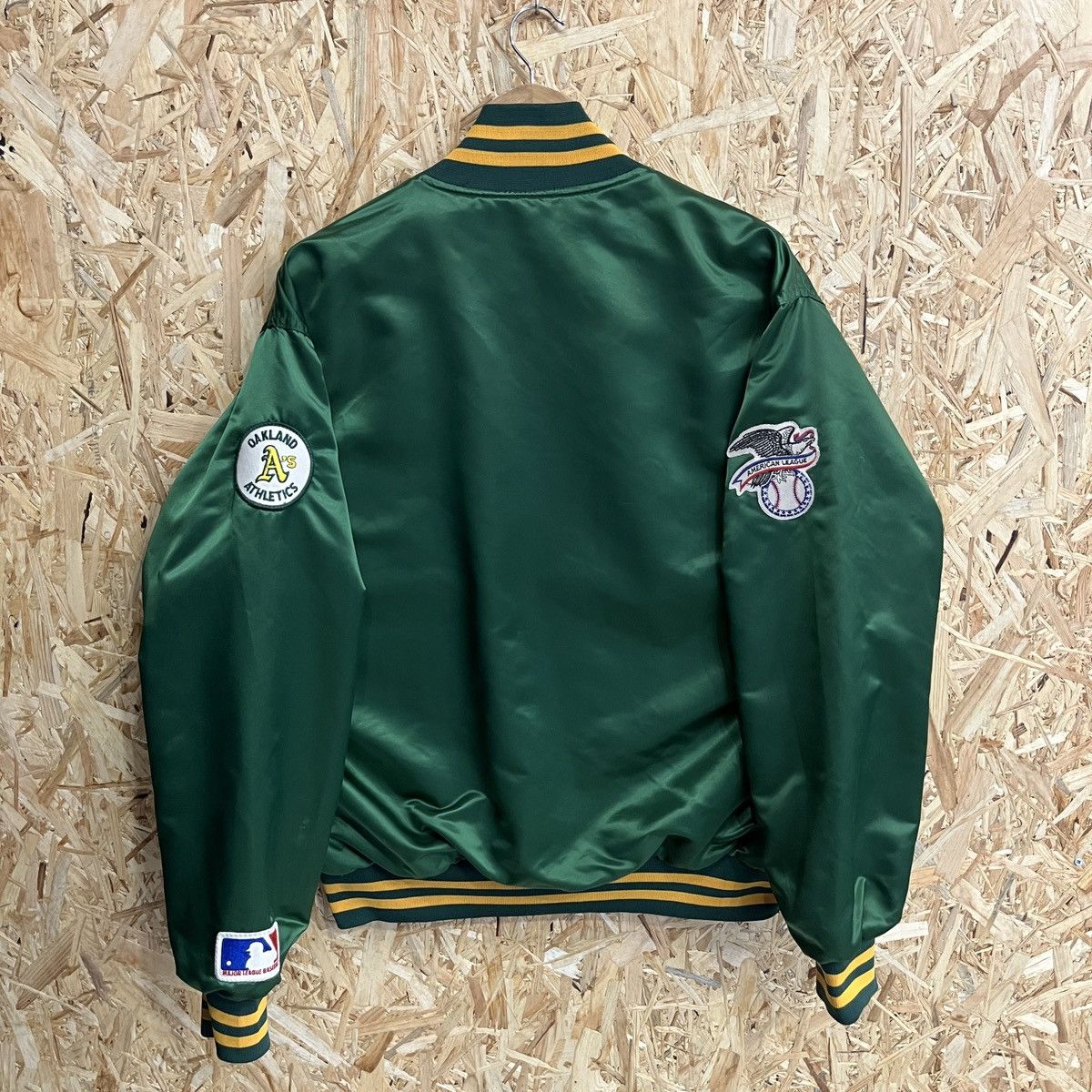 Starter Vintage Oakland Athletics 80’s Pyramid Satin Bomber Jacket Size US XL / EU 56 / 4 - 2 Thumbnail