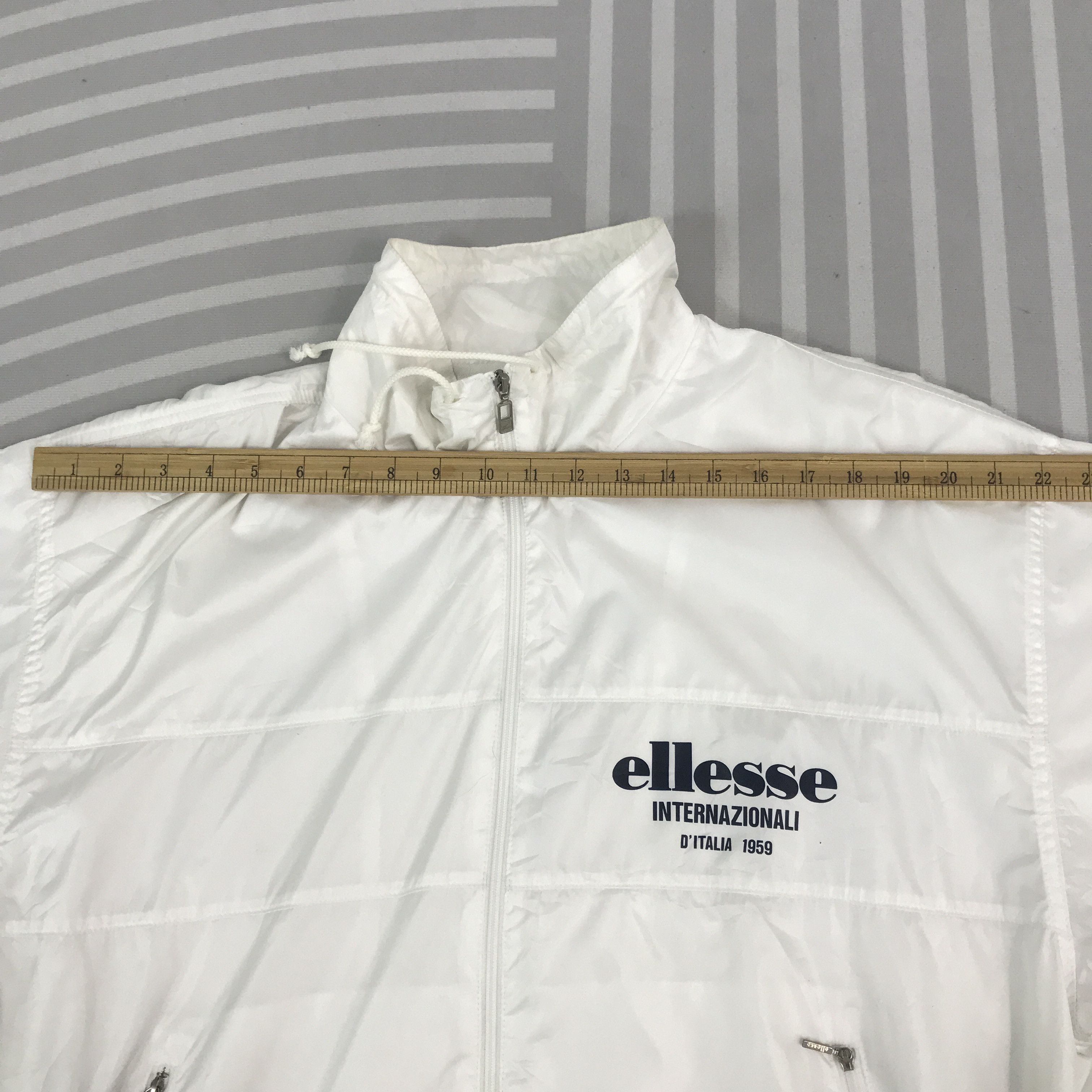 Ellesse × Vintage Vintage Ellesse windbreaker Jacket Size US L / EU 52-54 / 3 - 5 Thumbnail