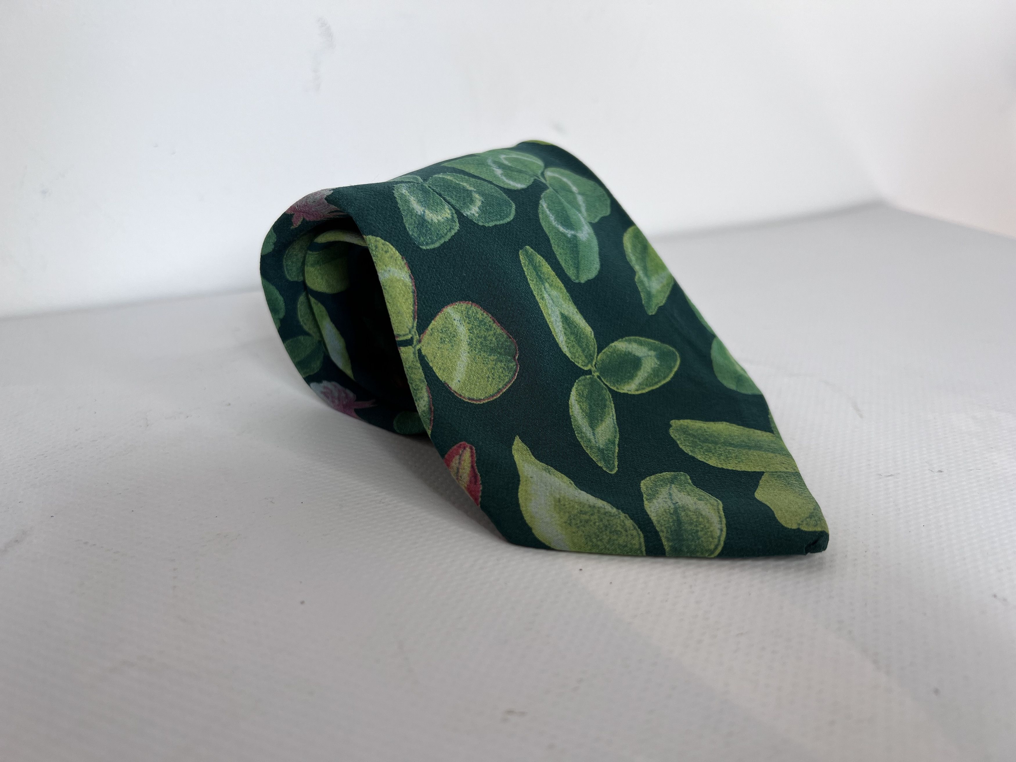 Vintage FABRIC FRONTLINE ZURICH SILK NECK TIE ITALY LUXURY FLORAL Size ONE SIZE - 1 Thumbnail