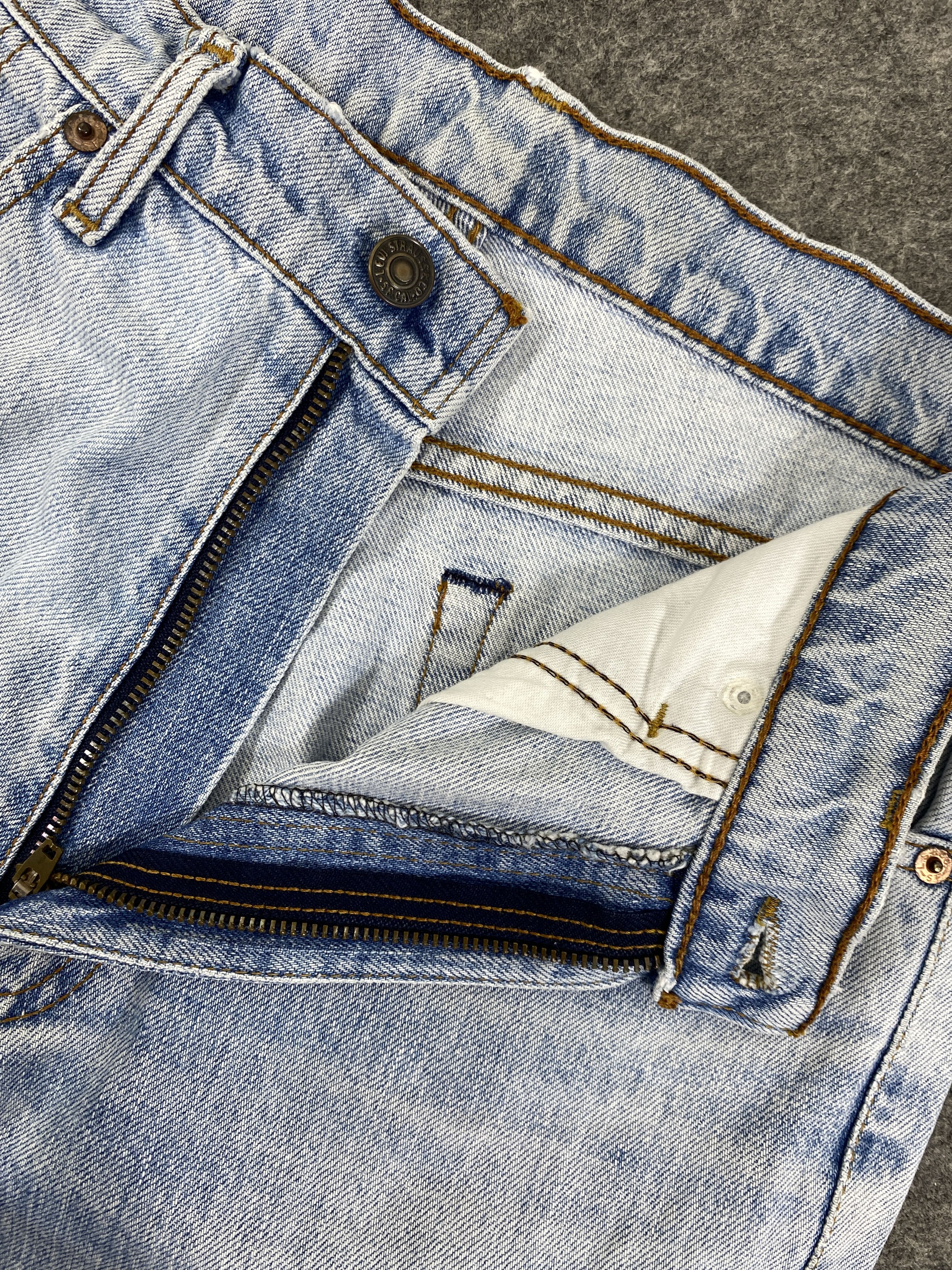 Levi's Light Blue Vintage Levi's Jeans 30x27.5 Denim - JN3348 Size US 30 / EU 46 - 7 Thumbnail