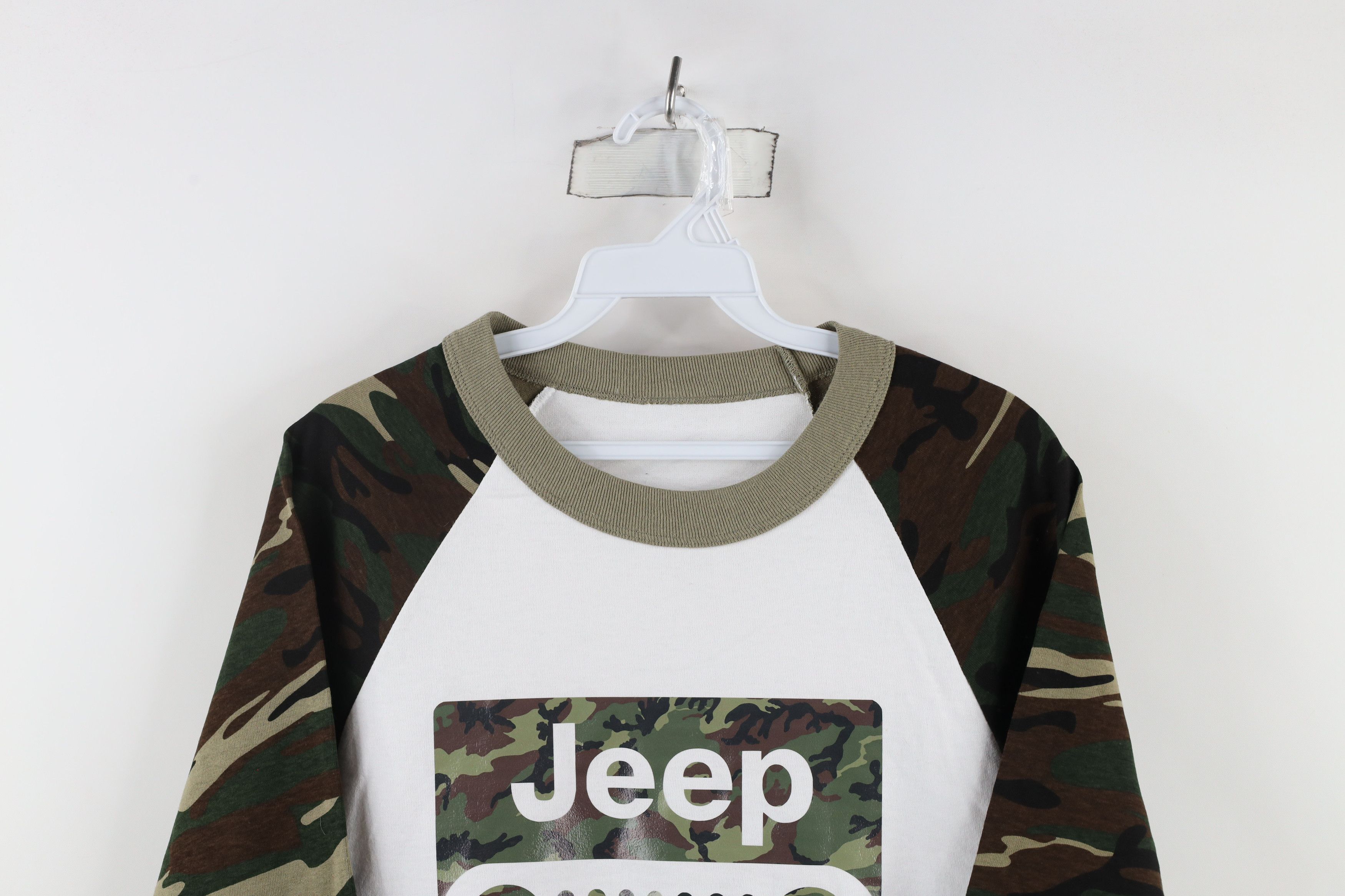 Vintage Vintage 90s Streetwear Jeep Motors Camouflage Raglan T-Shirt Size US S / EU 44-46 / 1 - 2 Thumbnail