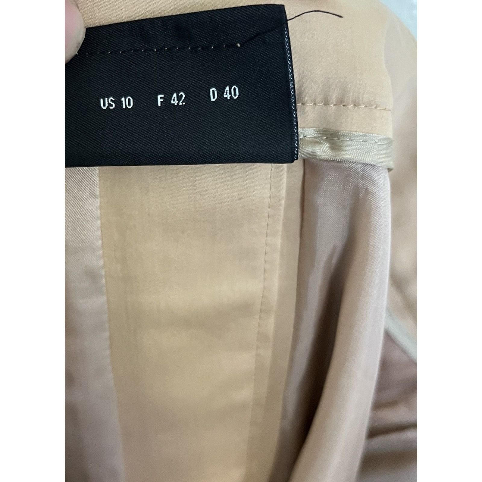 Akris × Designer Akris | Punto Tan Pencil Skirt Zipper Pockets 10 above Knee Size 32" / US 10 / IT 46 - 8 Thumbnail
