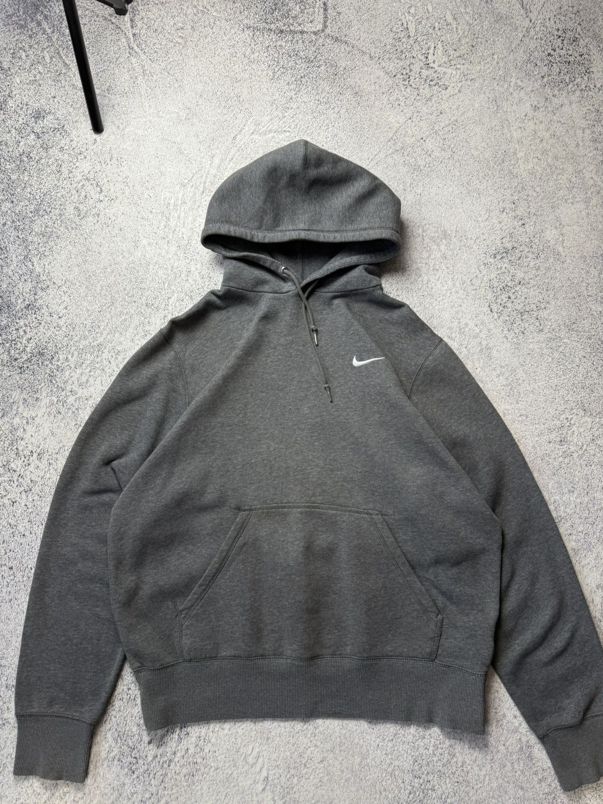 Nike Vintage Nike Hoodie Mini Logo Y2K Size US M / EU 48-50 / 2 - 8 Thumbnail