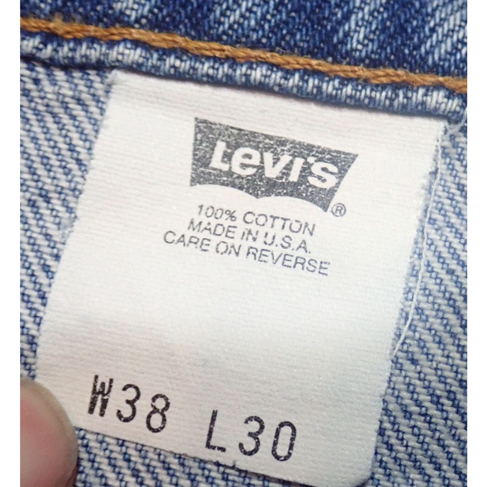 Levi's Vintage 90s Levi's Blue Jeans 38x28 Tag 38x30 (Tag 38x30 9s item title). Size US 38 / EU 54 - 4 Thumbnail