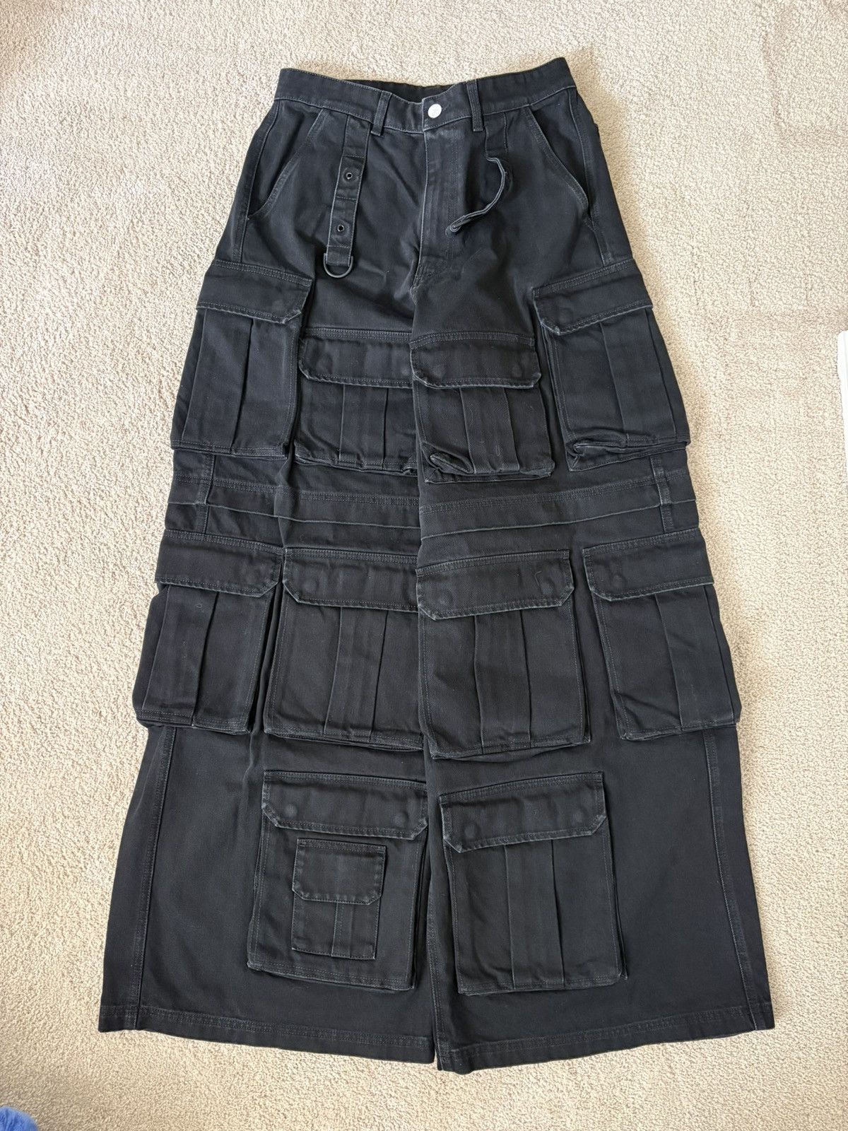 Vetements VETEMENTS multipocket cargo jeans Size US 28 / EU 44 - 1 Thumbnail
