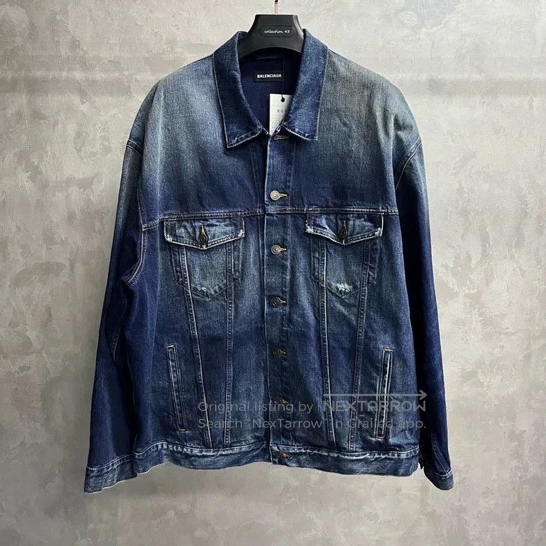 Balenciaga Balenciaga Blue Logo Denim Jacket. Size US S / EU 44-46 / 1 - 1 Thumbnail