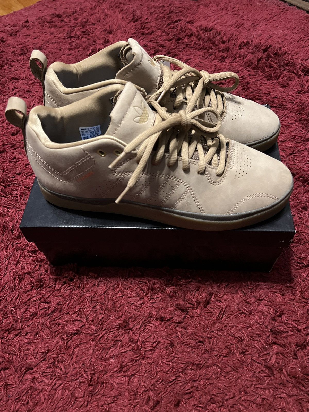 Adidas Adidas Tyshawn Jones ‘Cardboard’/‘Wheat’ Size US 11.5 / EU 44-45 - 4 Thumbnail