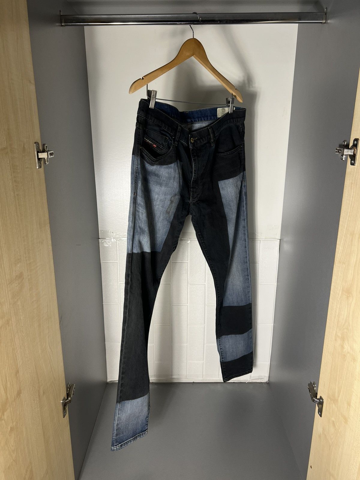 Diesel VINTAGE DIESEL INDUSTRY DENIM DIVISION DESIGNER JEANS Y2K Size US 34 / EU 50 - 2 Thumbnail