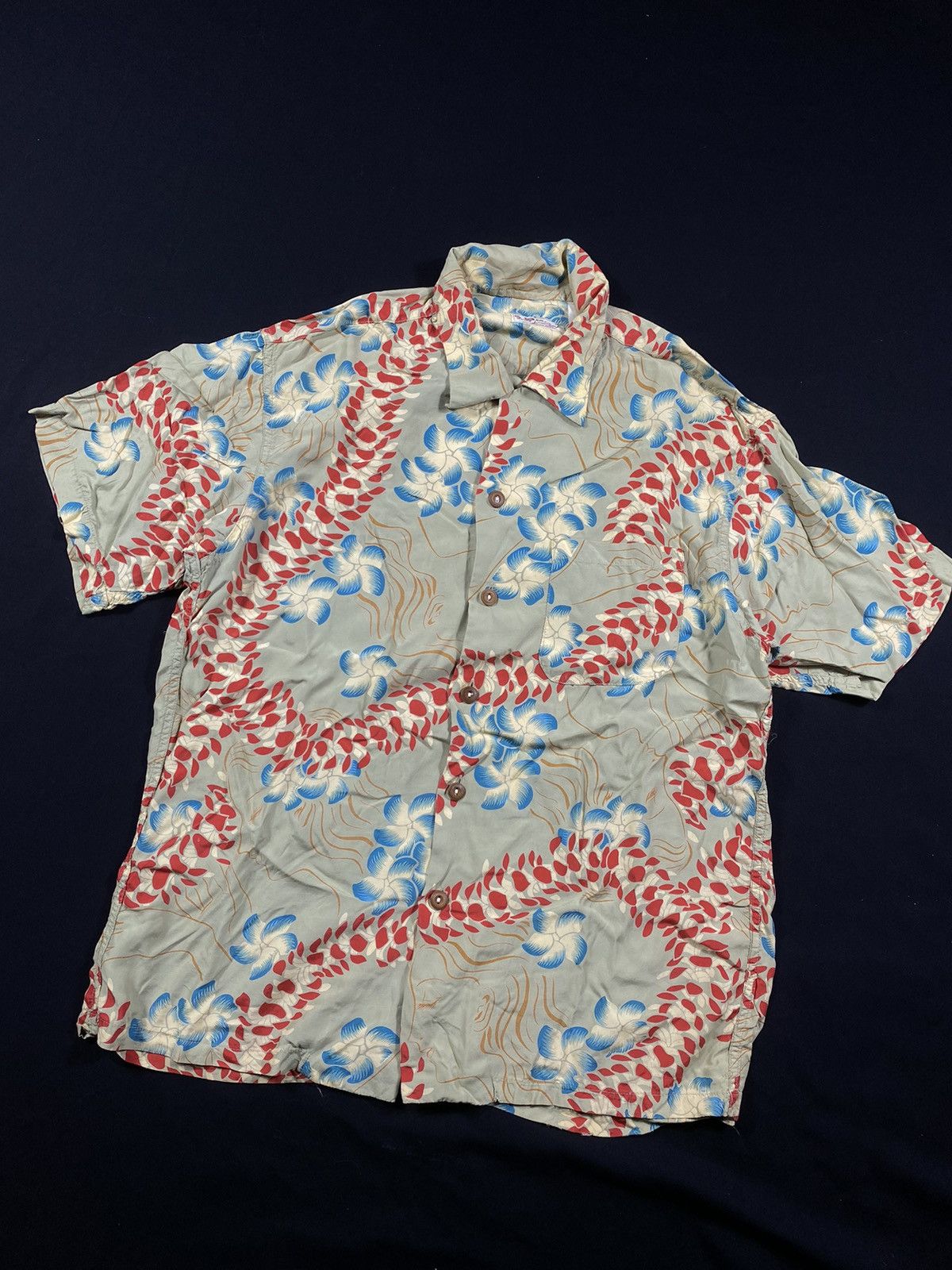 Sun Surf × Vintage Vintage Sun Surf Rayon Flower Hawaiian Shirt Size US M / EU 48-50 / 2 - 1 Thumbnail