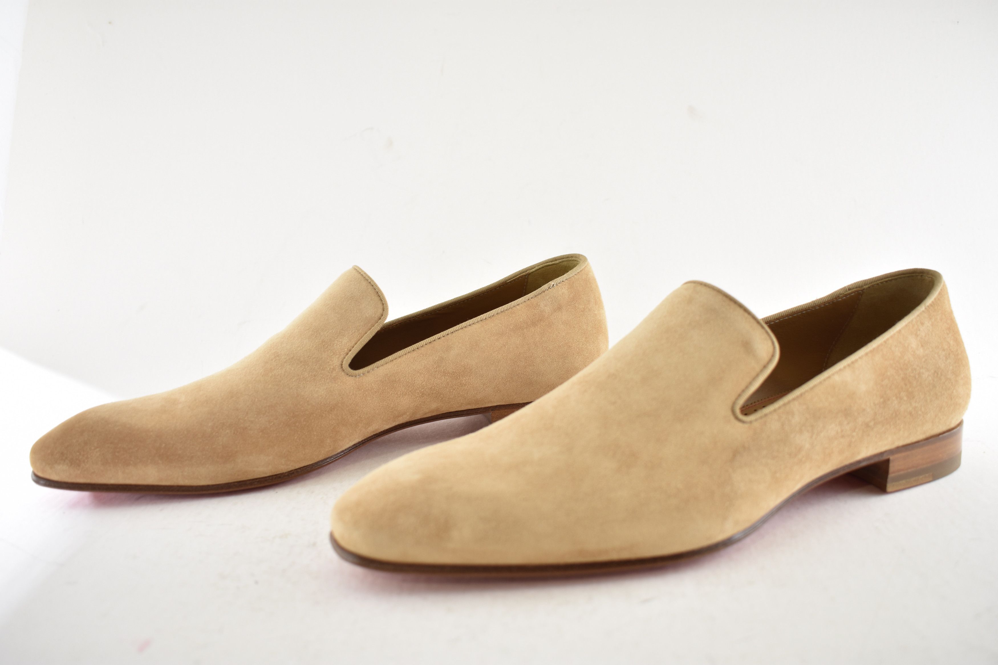 Christian Louboutin Mens Dandelion Flat Lionne Beige Suede Dress Loafer 44 11 Size US 11 / EU 44 - 11 Thumbnail