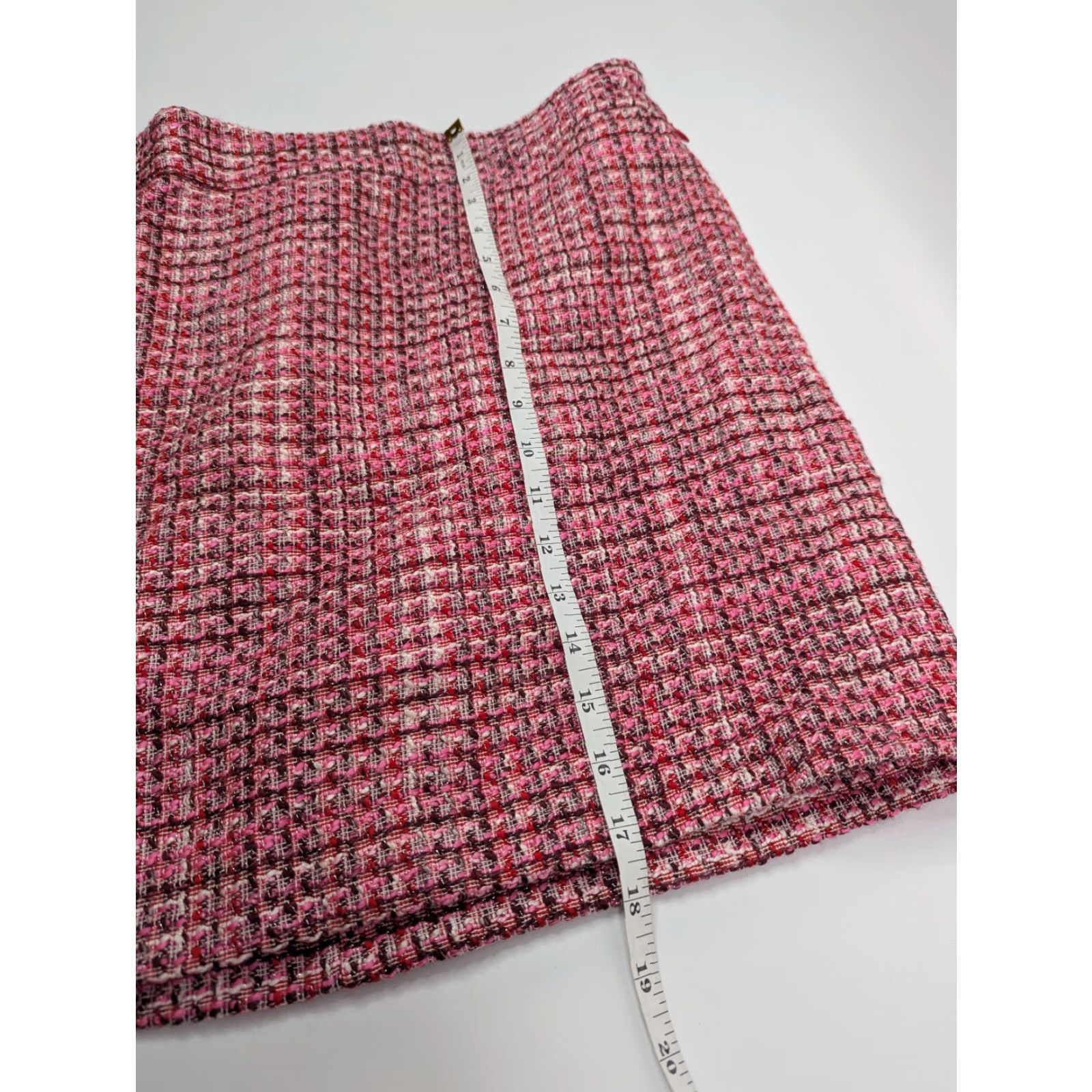 White House Black Market White House Black Market Tweed Pencil Skirt Zipper Pocket Women's 10 Pink A-Line Short Career Preppy Workwear Party/Cocktail Womens Size 32" / US 10 / IT 46 - 5 Thumbnail